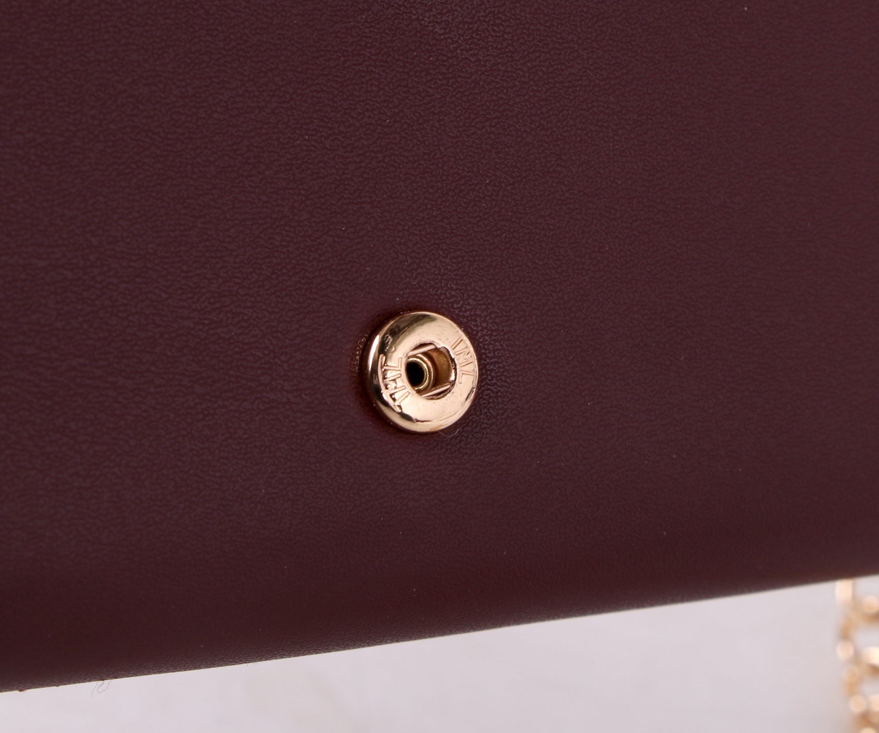 B1P36F103 Popular leather bag