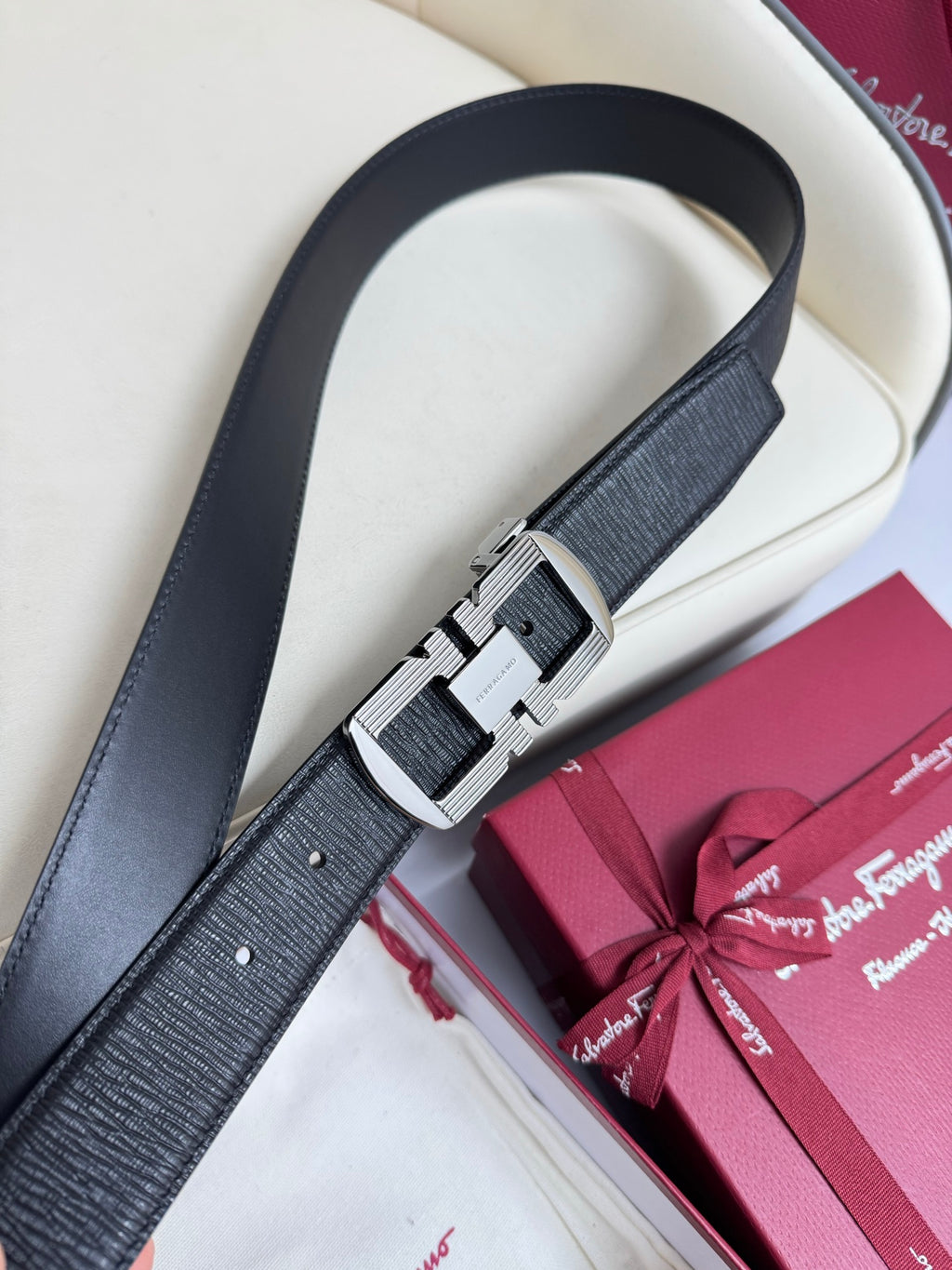P1Q115A54 Popular High quality belt With full package