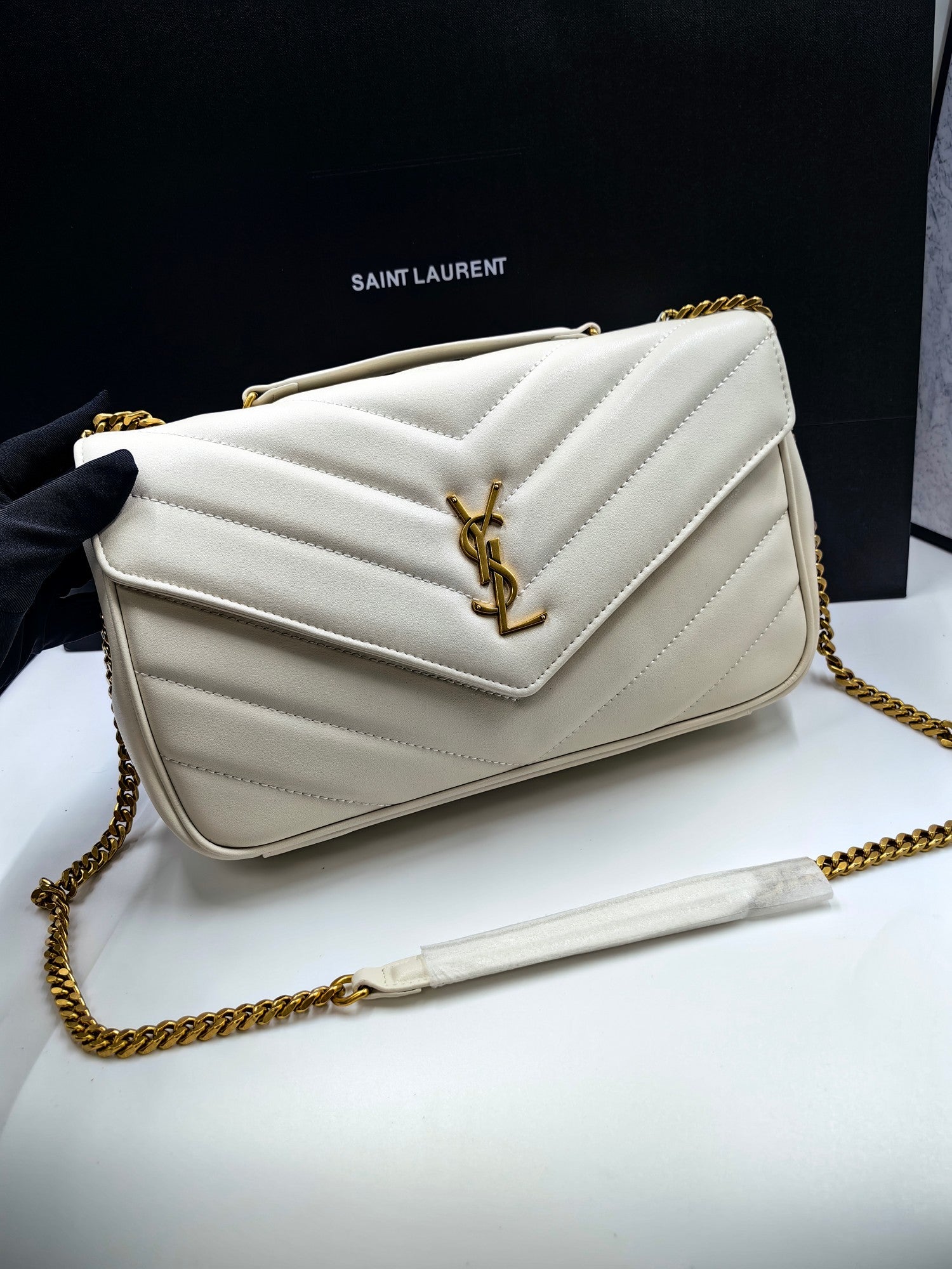B1N165SL108 Popular leather bag