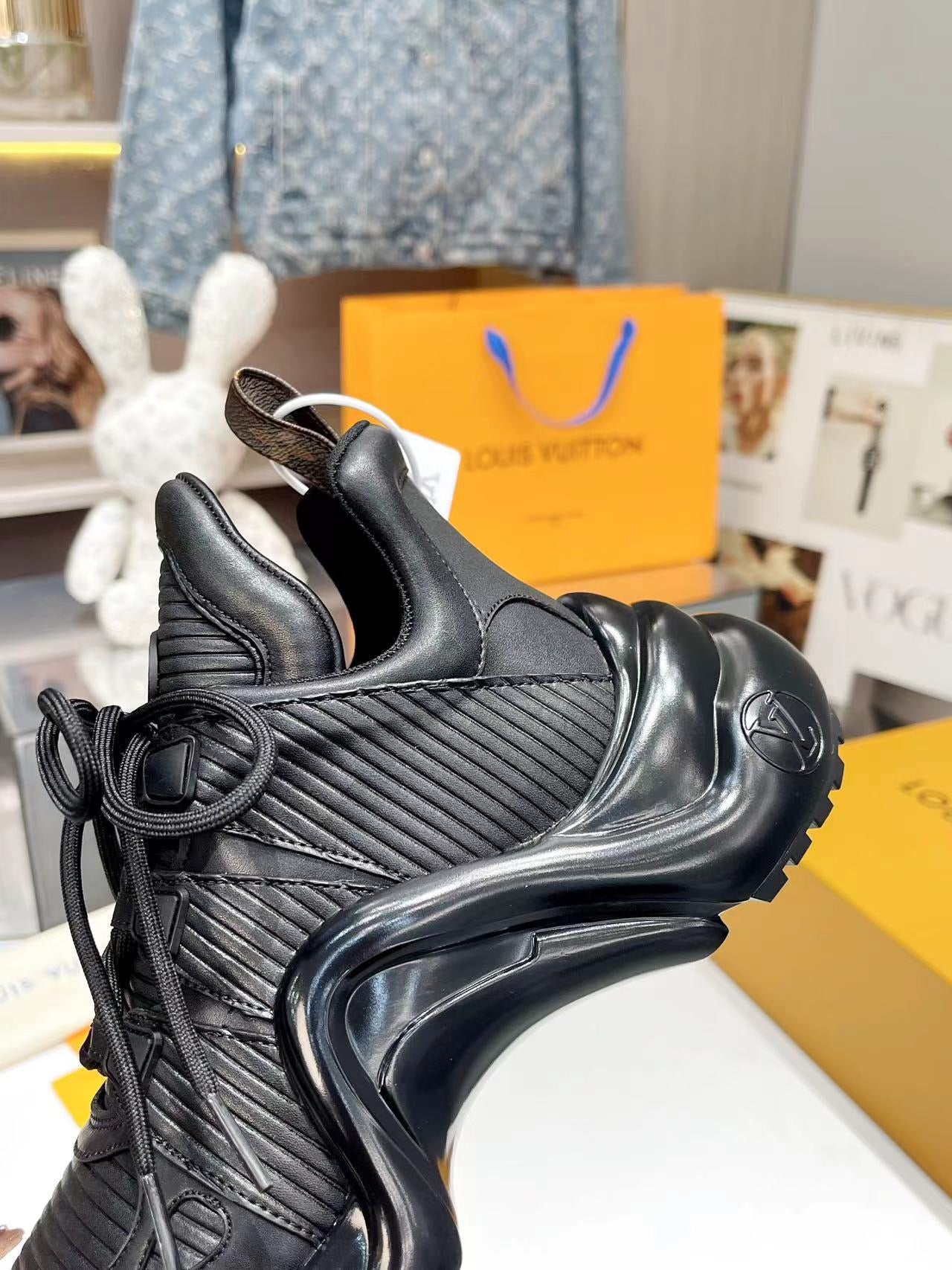 Z2Q95E180  Popular high-quality Shoes