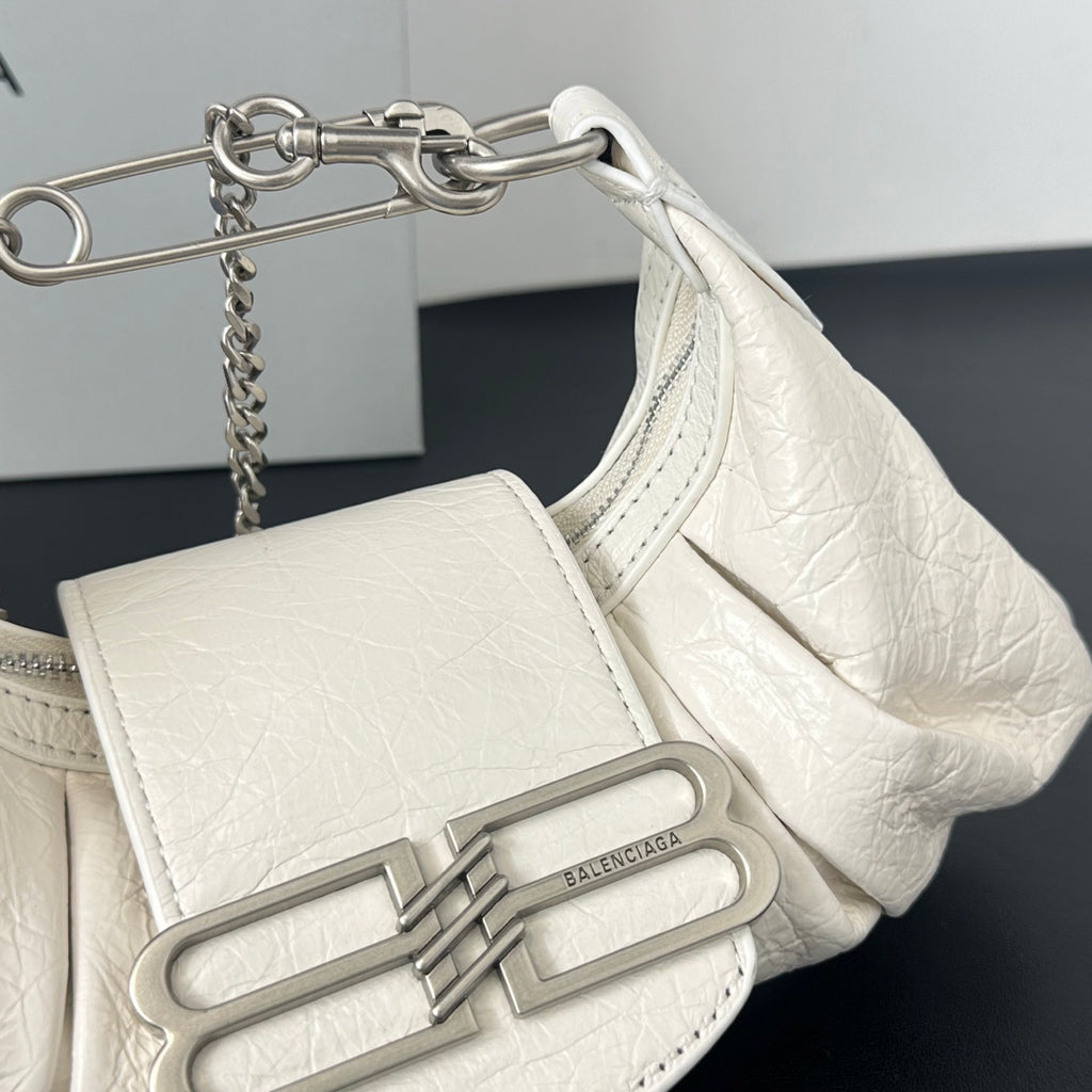 B1P36J119 Popular leather bag