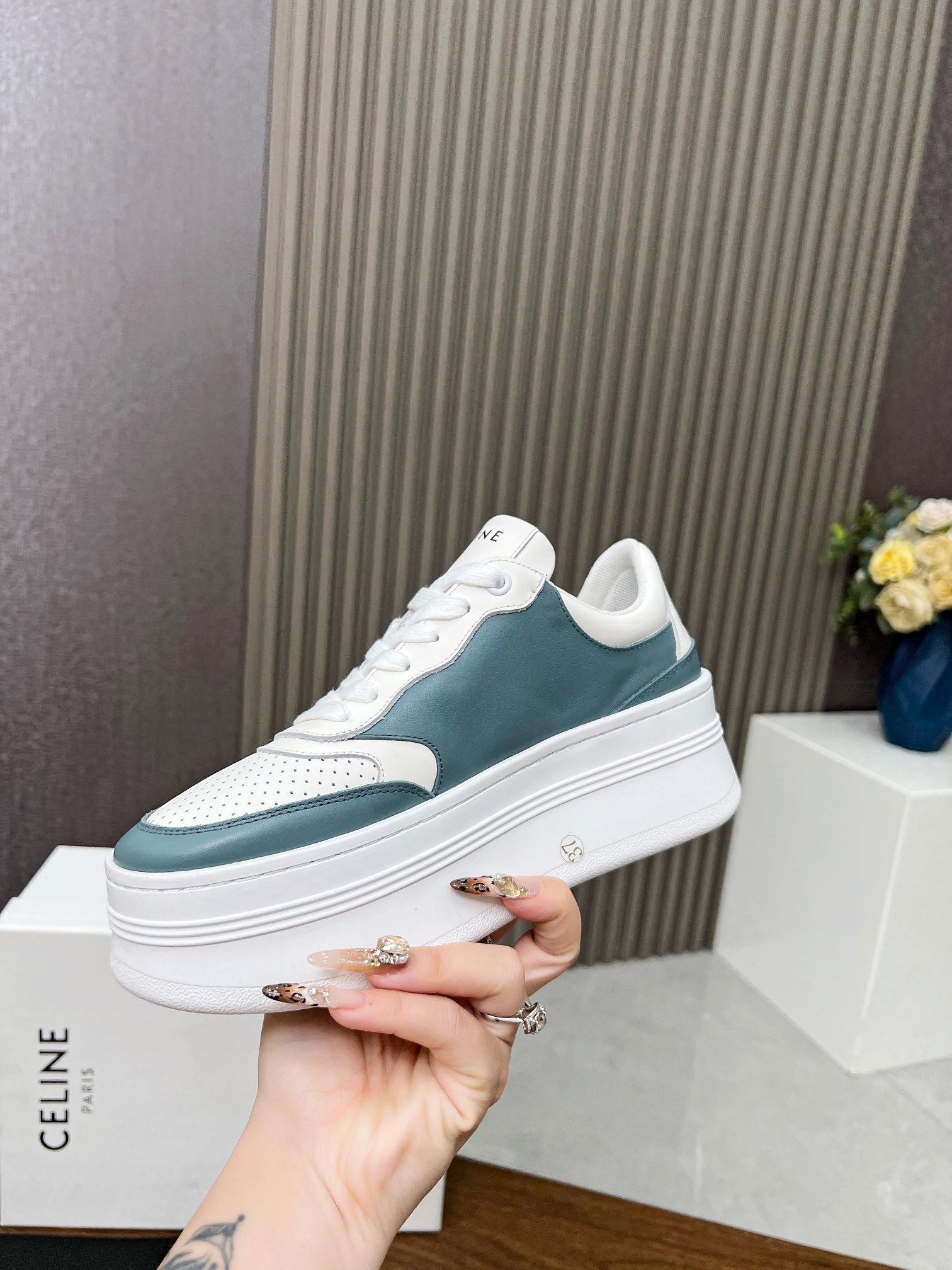 Z2Z85N52  Popular leather Shoes