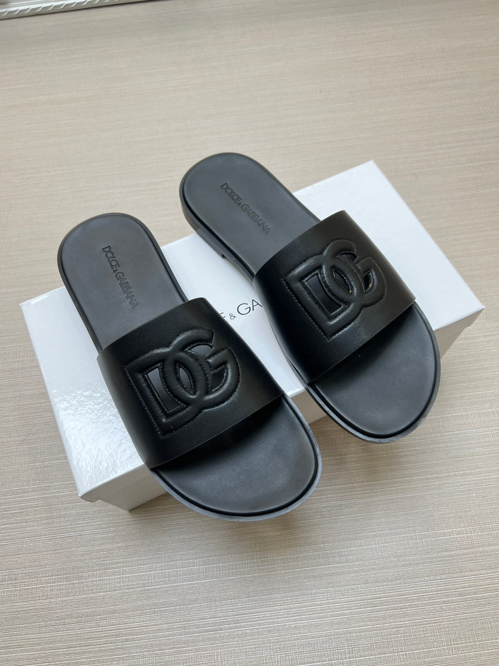 Z5ZA63 Popular slippers
