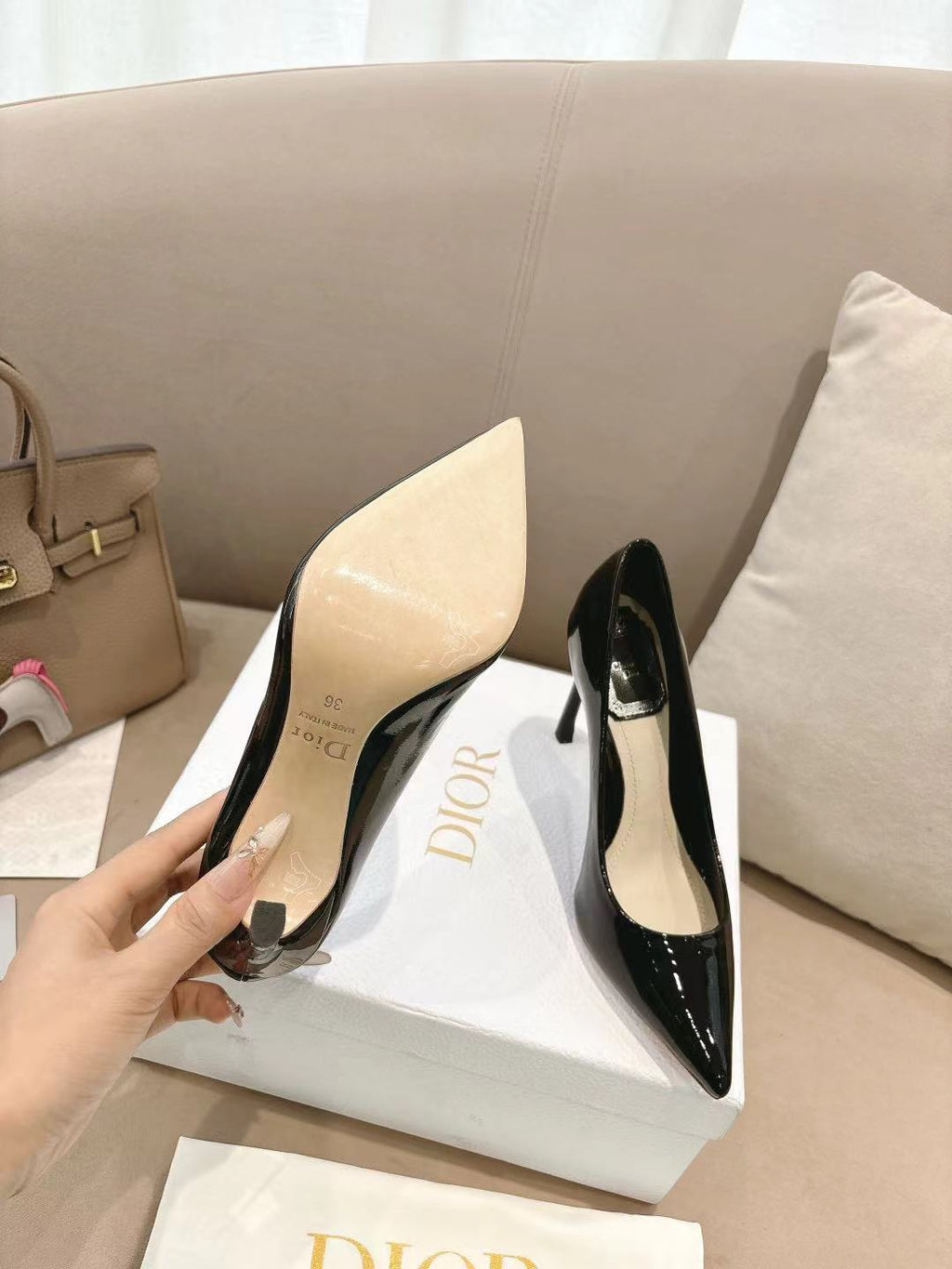 Z2Q95D124 Popular high-quality leather Shoes