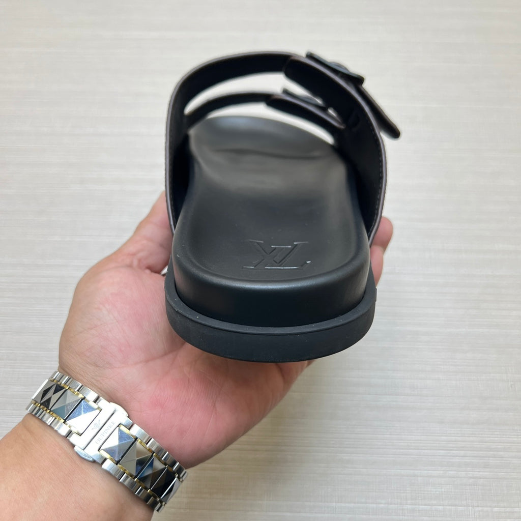 Z5ZE57 Popular slippers