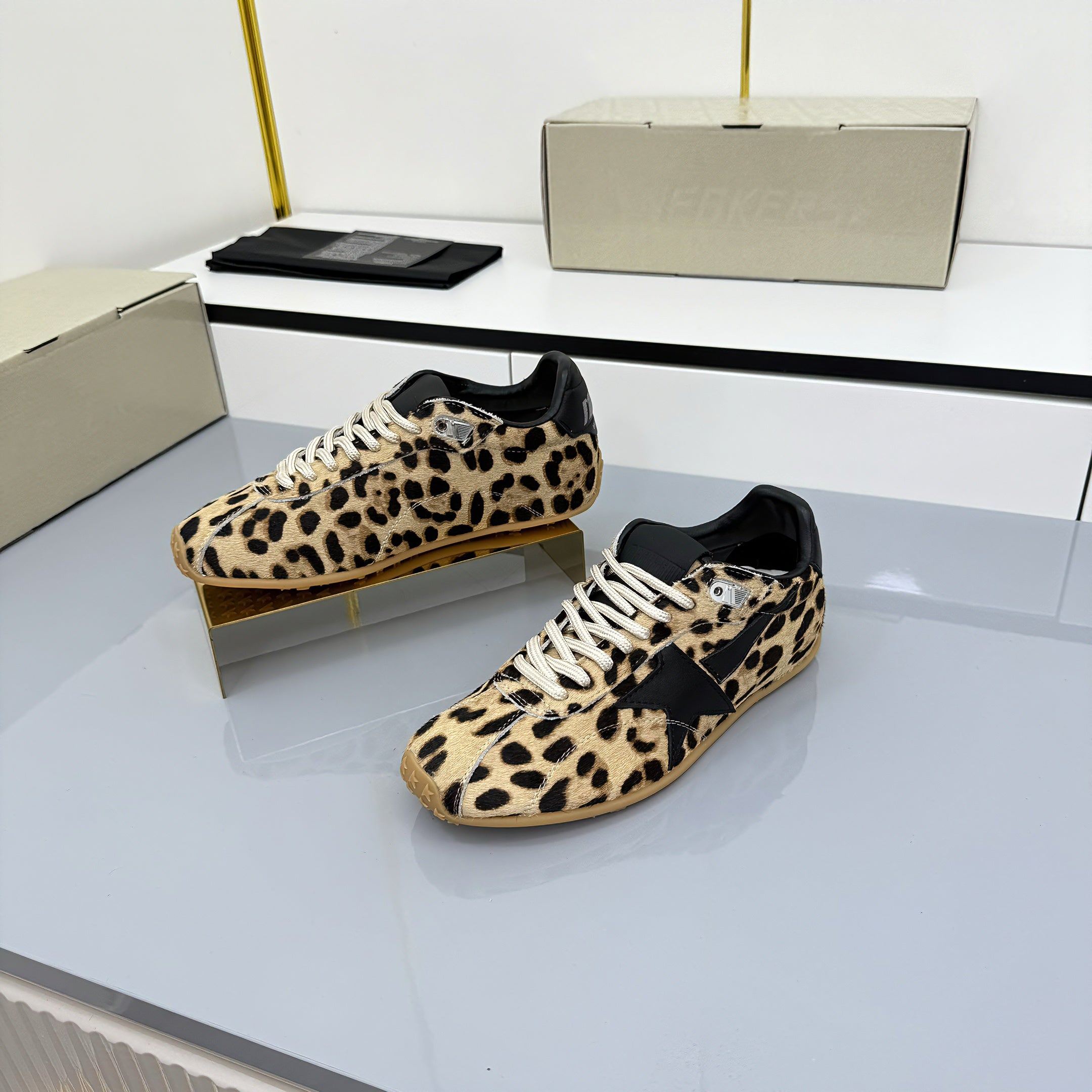 Z2Q105GE387 Popular high-quality Shoes