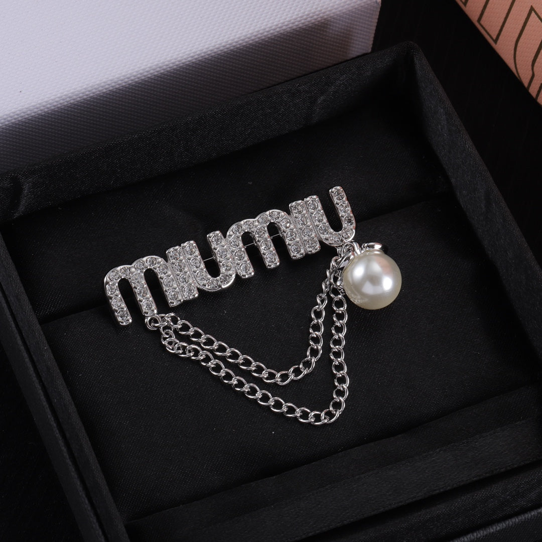 X1ZA948   Popular  Brooch