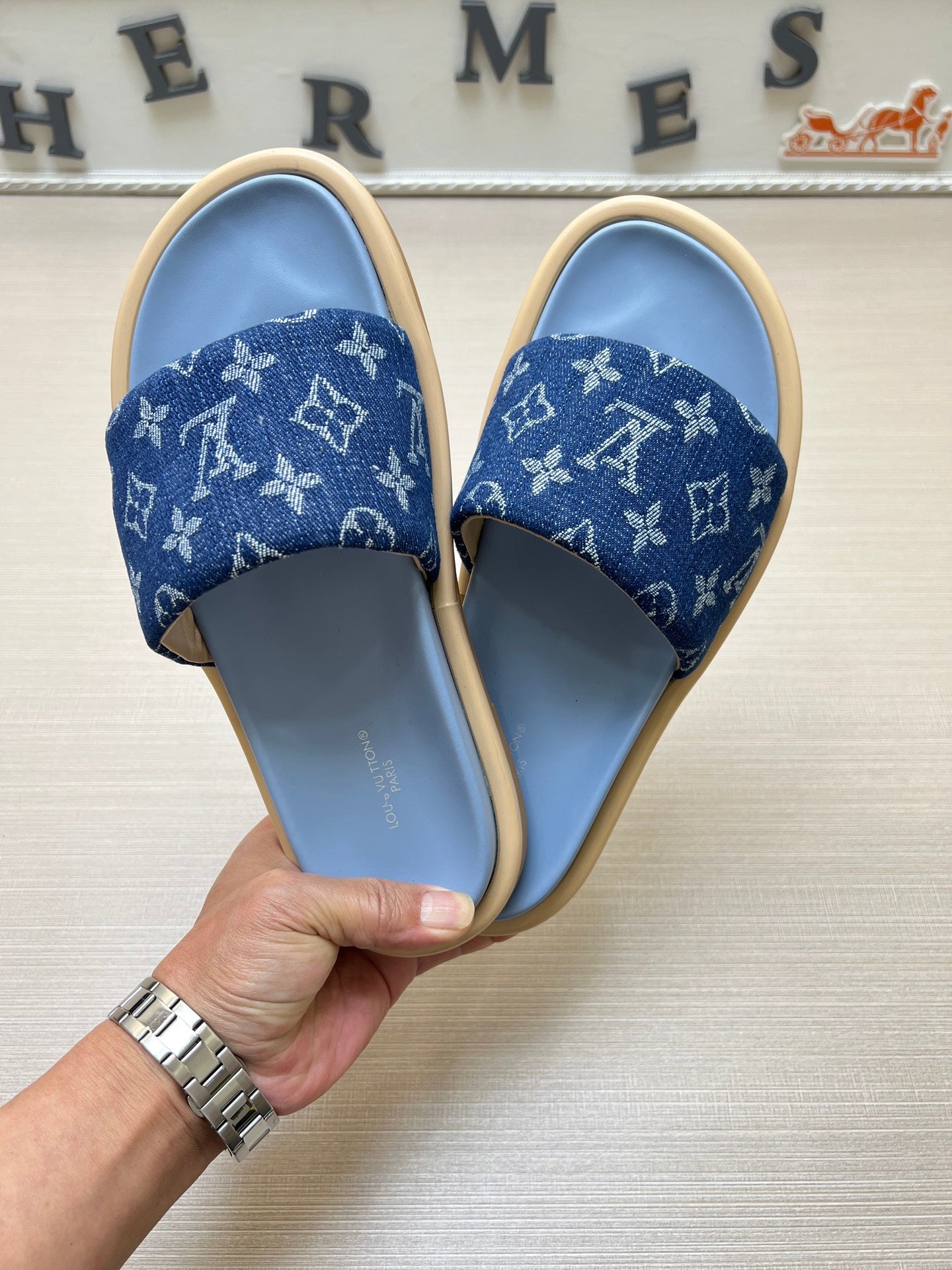 Z5Z35E302 Popular Slippers