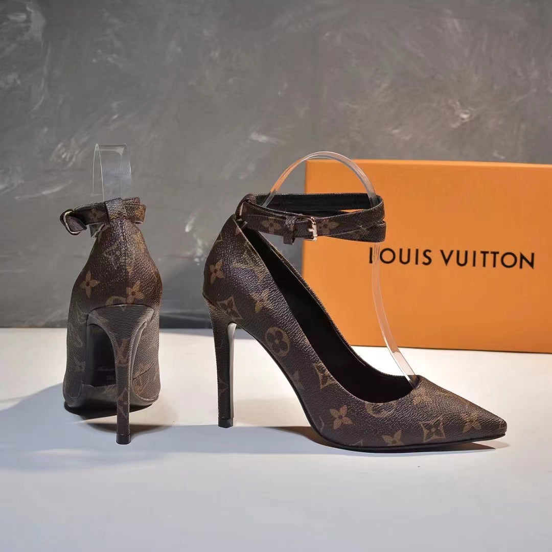 Z2R45E35 Popular leather High heels