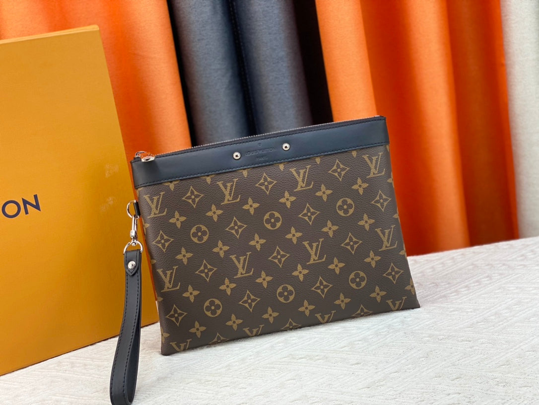 B1X44E401 Popular   leather bag