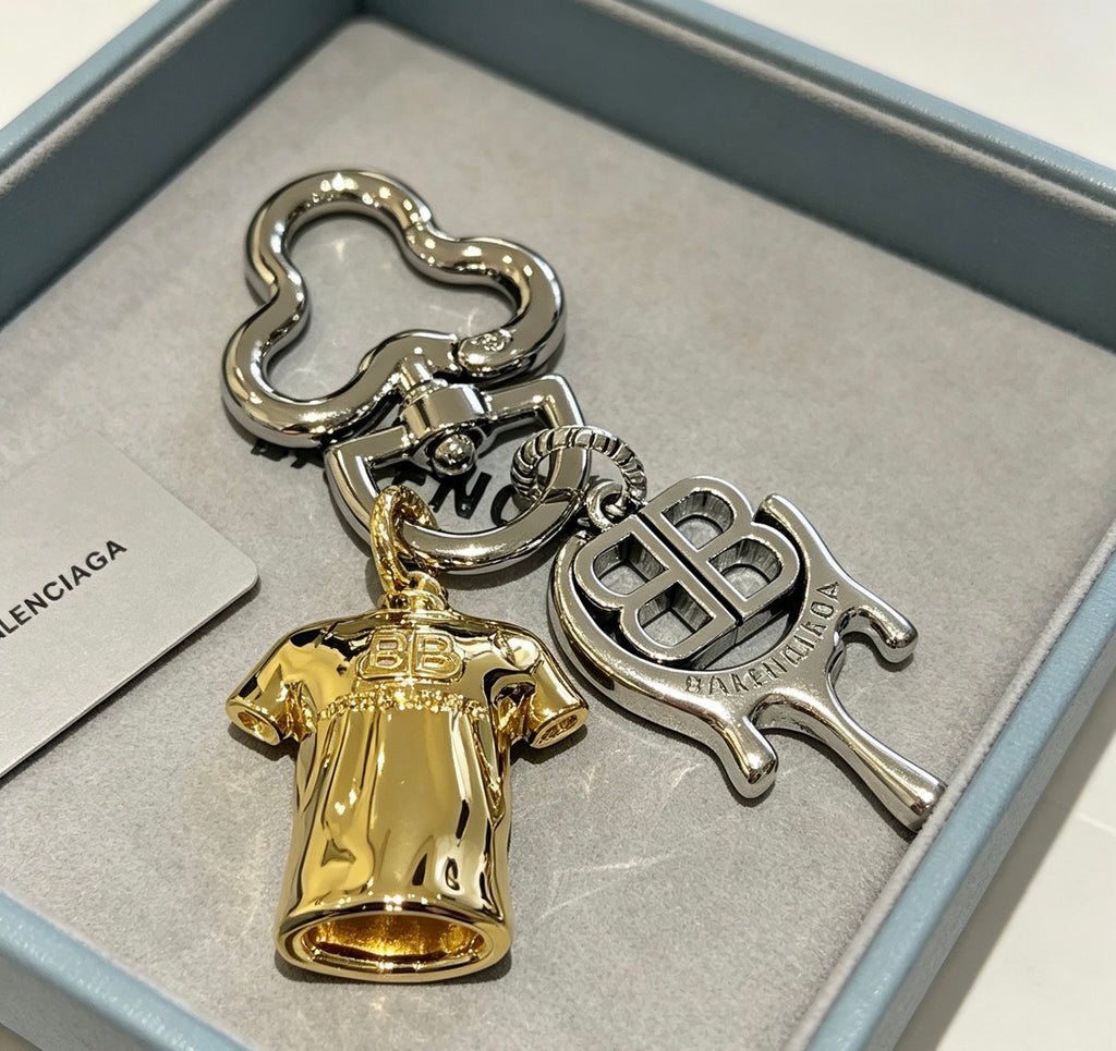 A1R76J102 Popular bag 's charms accessories