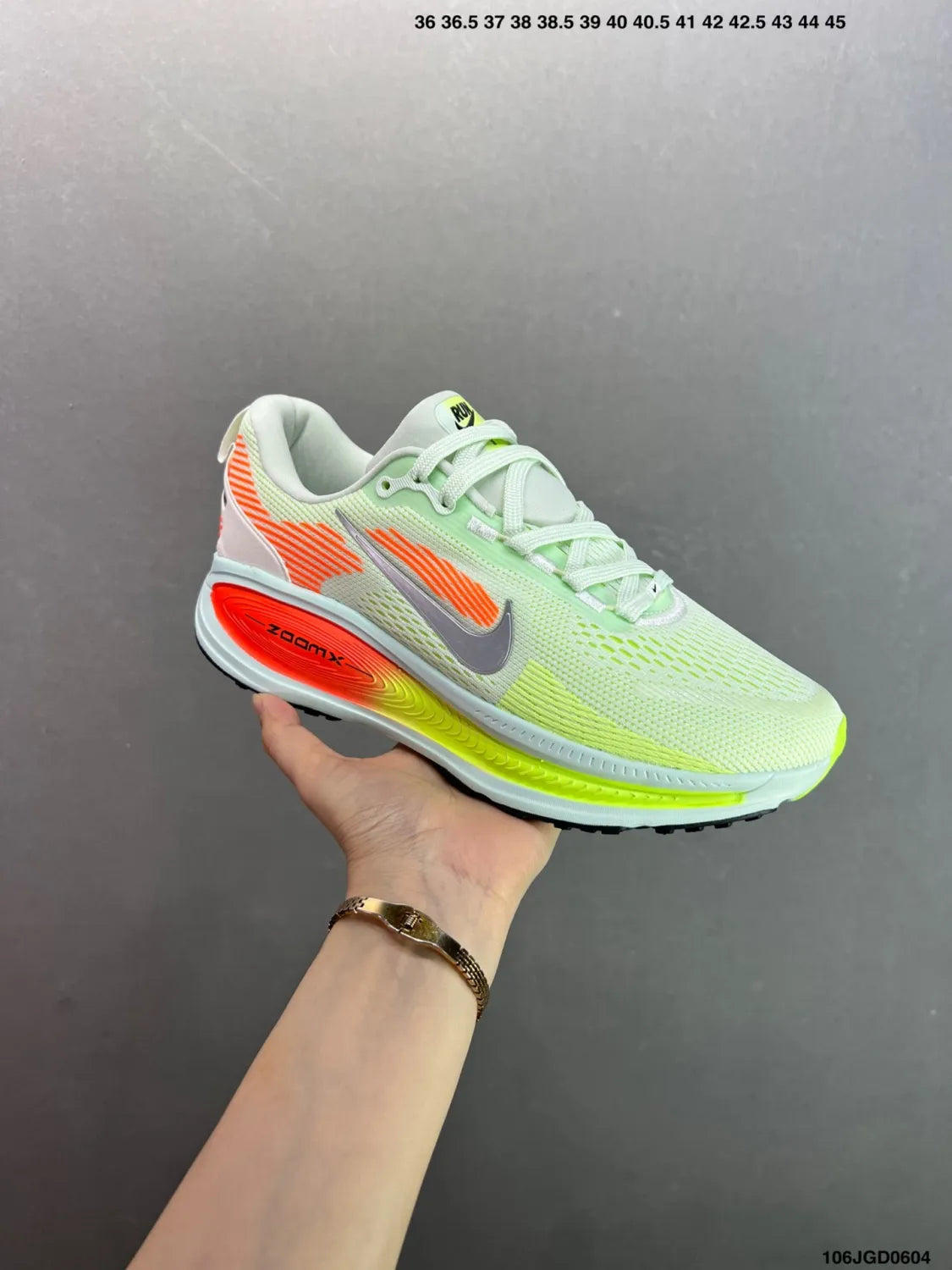Z4N65A10  Popular shoes