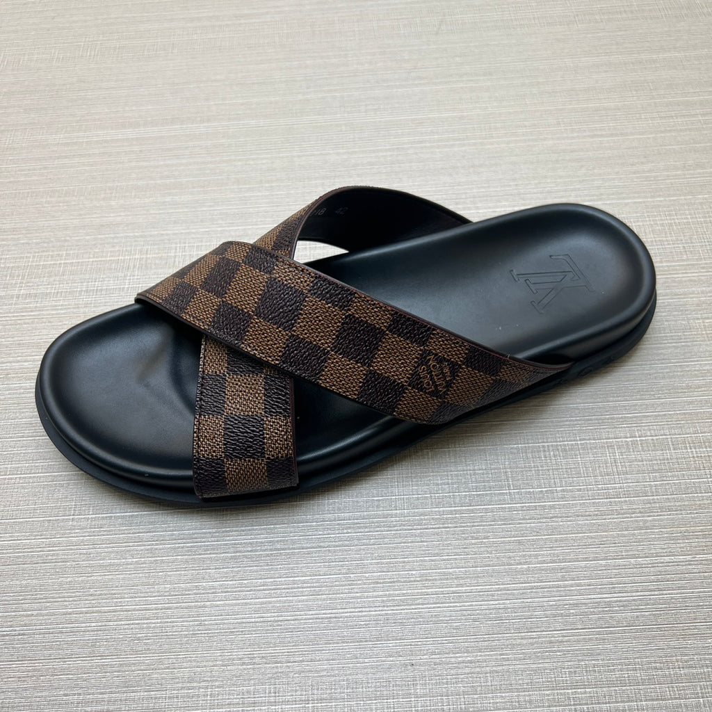 Z5ZE60 Popular slippers