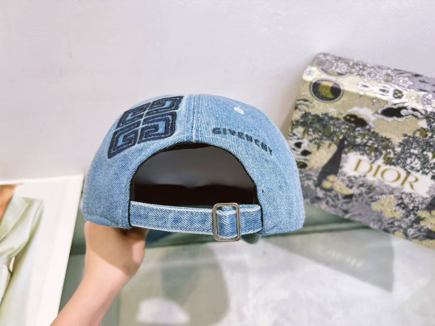 M1Z25GV508 Popular  hats