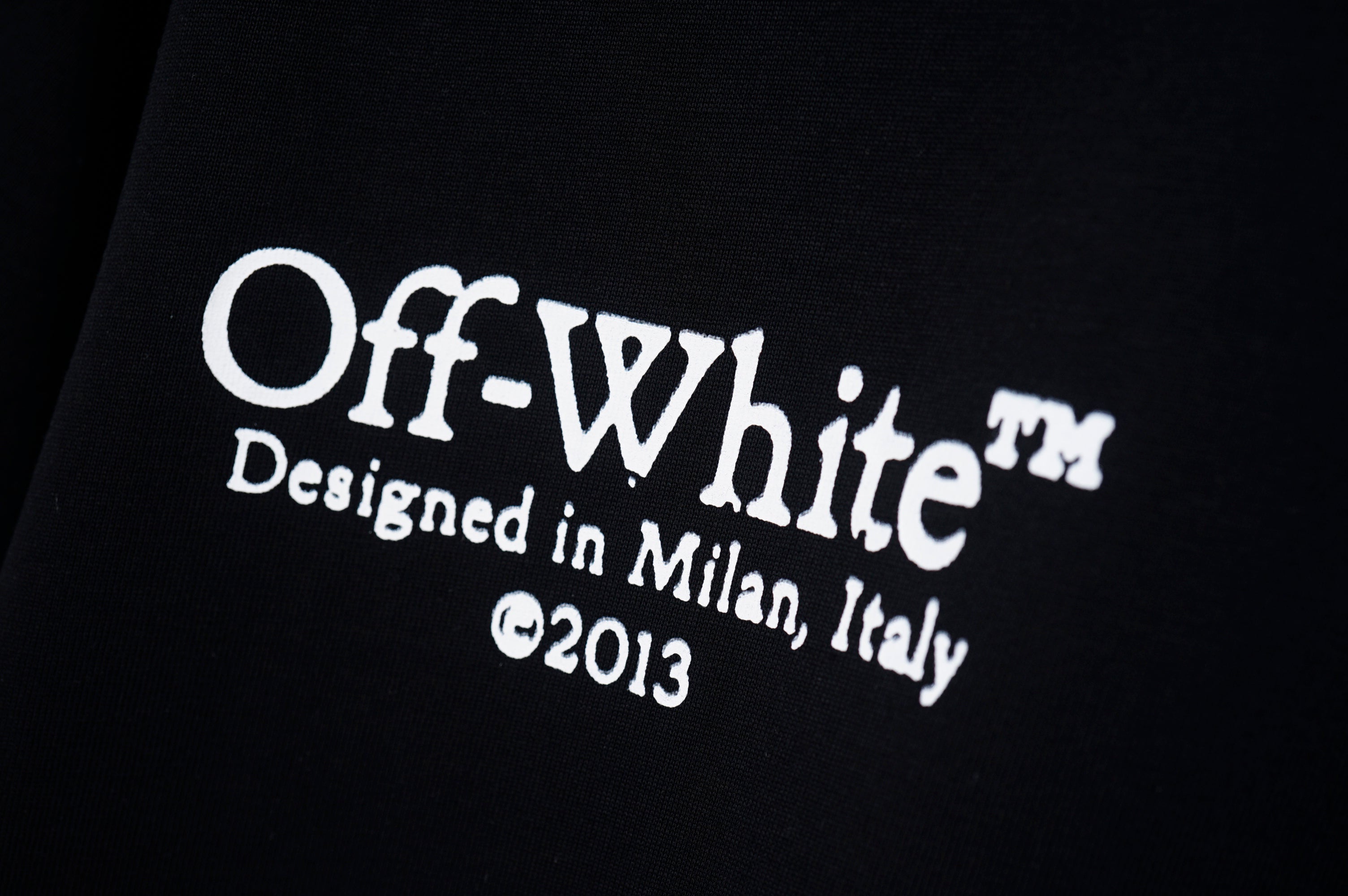 U1N65A20 Popular T-shirt