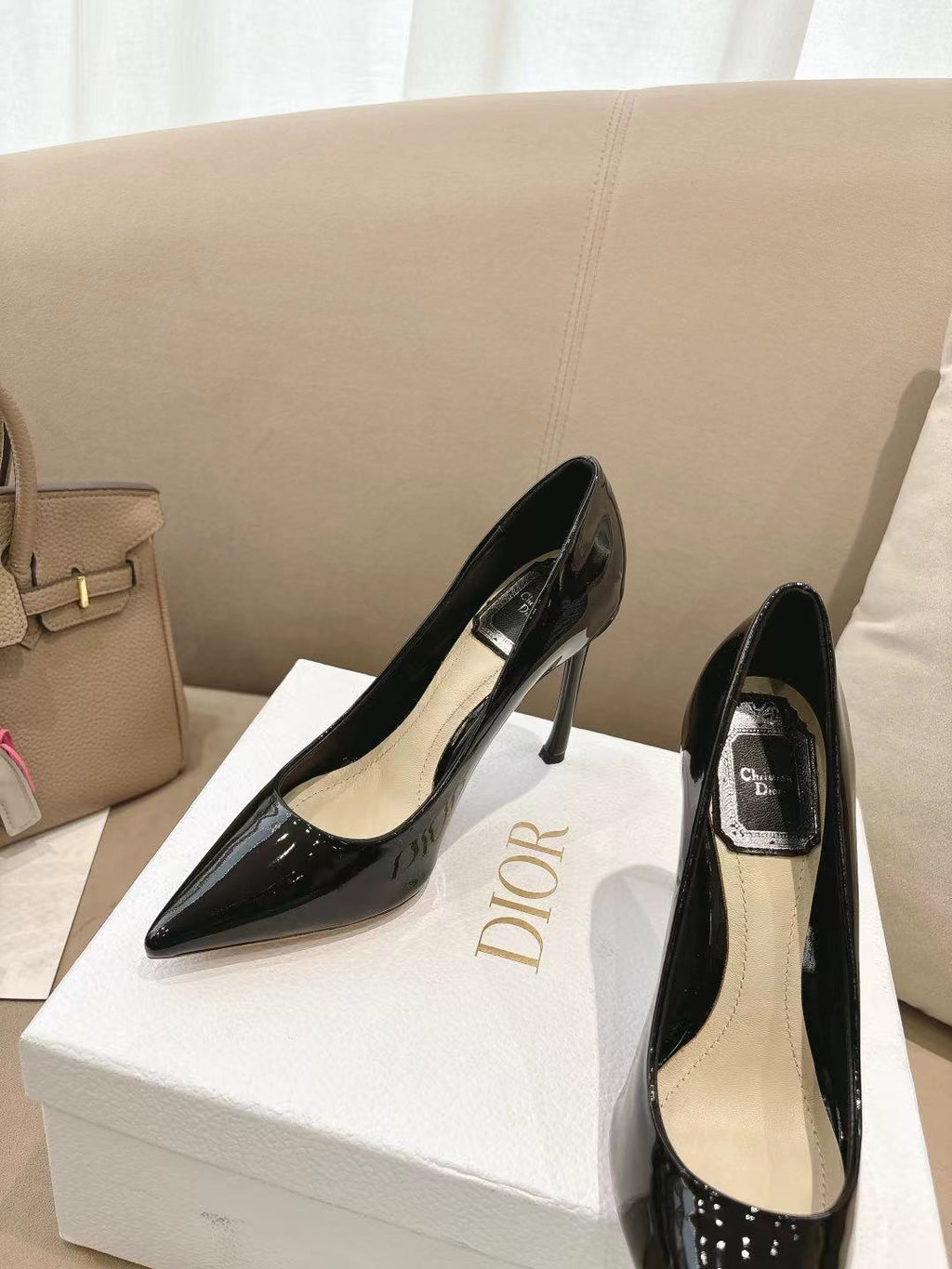 Z2Q95D124 Popular high-quality leather Shoes