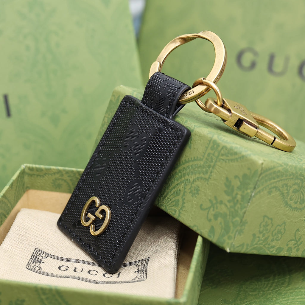 A1Z105B102 Popular bag 's charms accessories