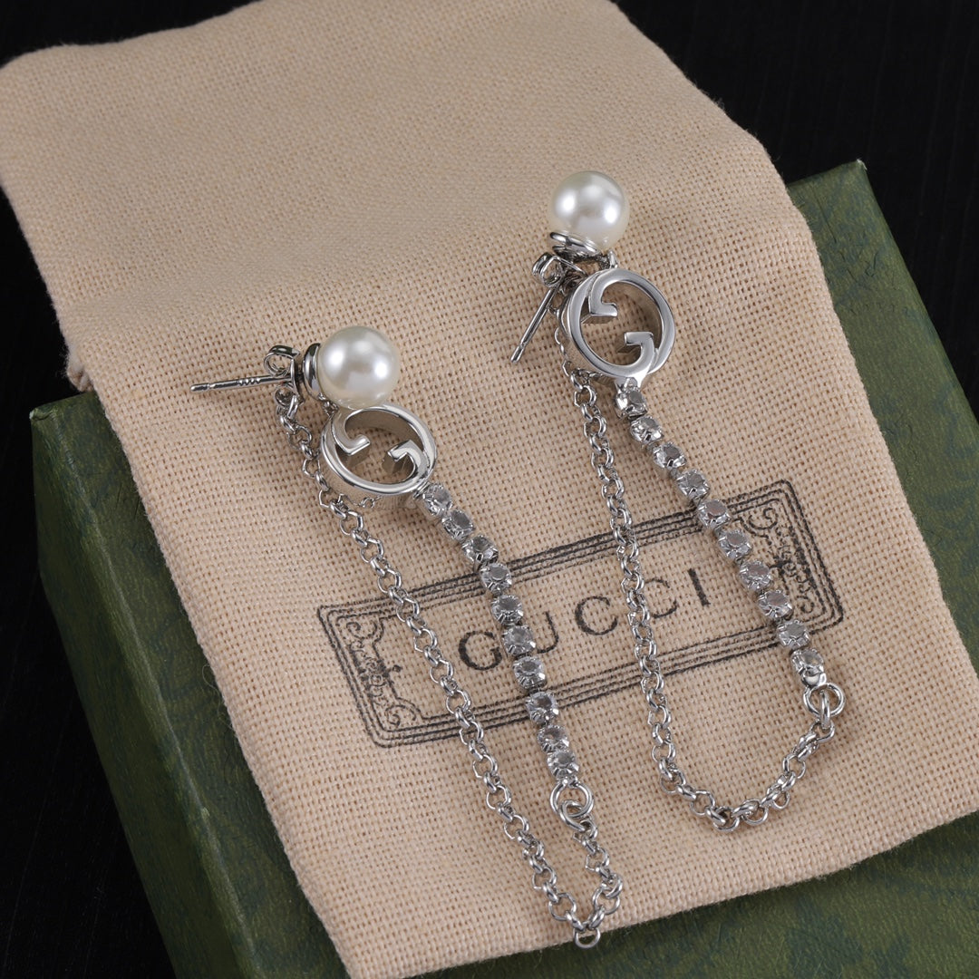 X1Z94B1038E Popular  Earrings