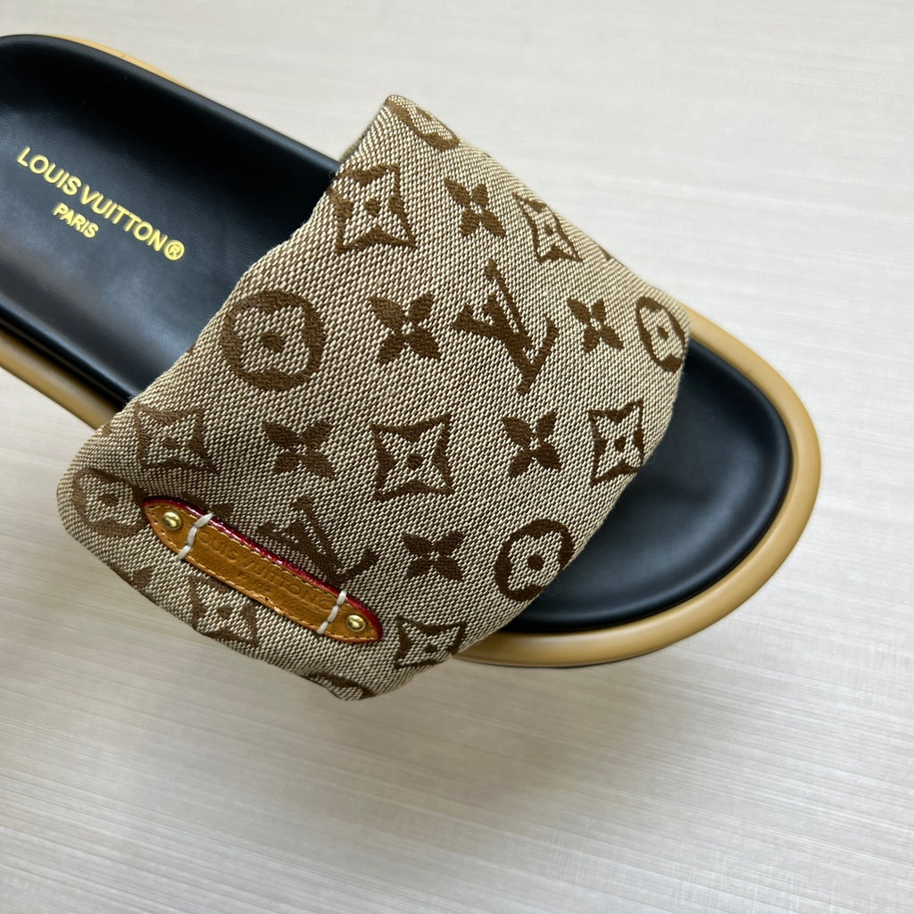 Z5ZE100 Popular slippers Sole thickness 5cm