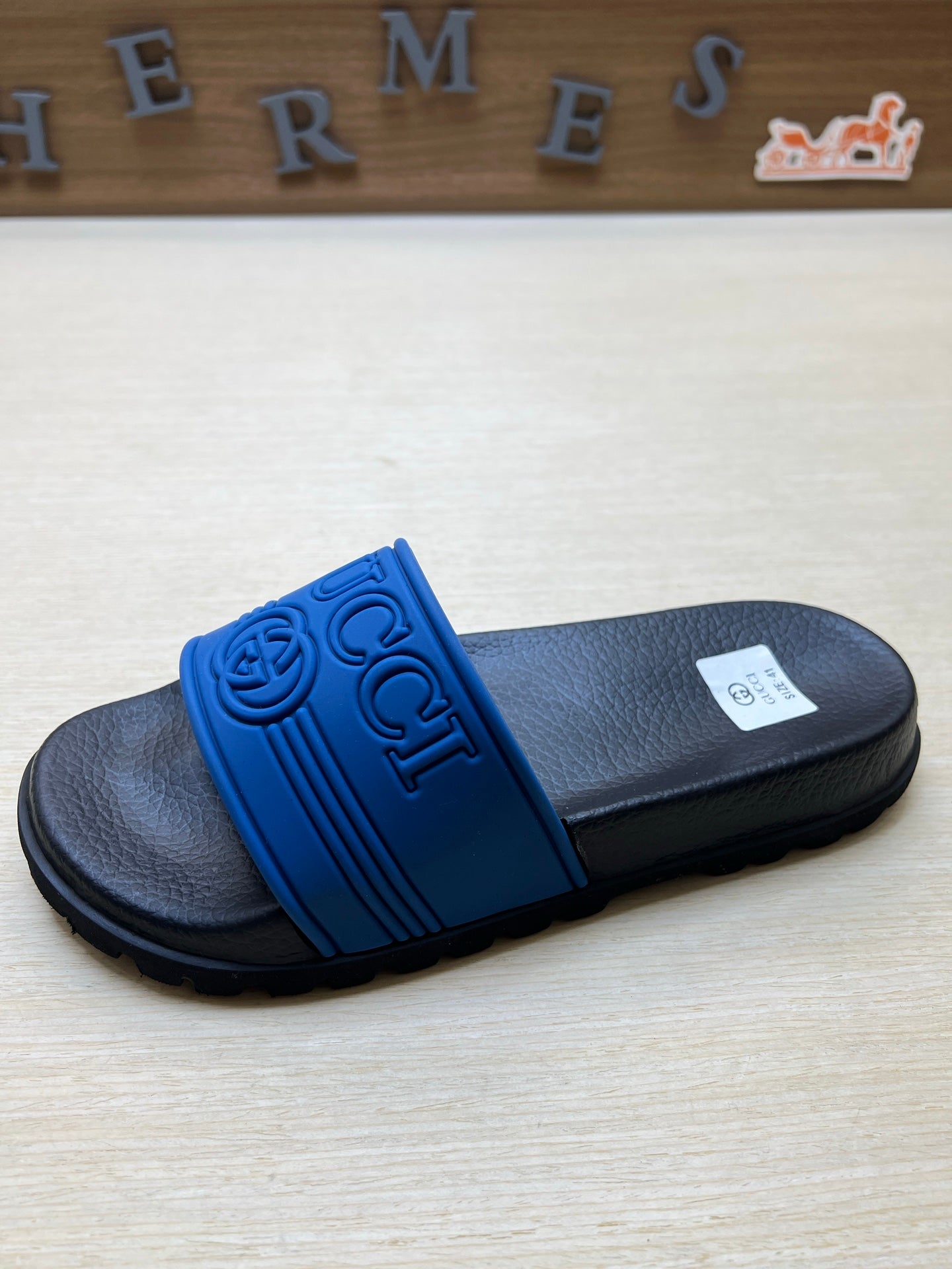 Z5R66B23 Popular  Slippers