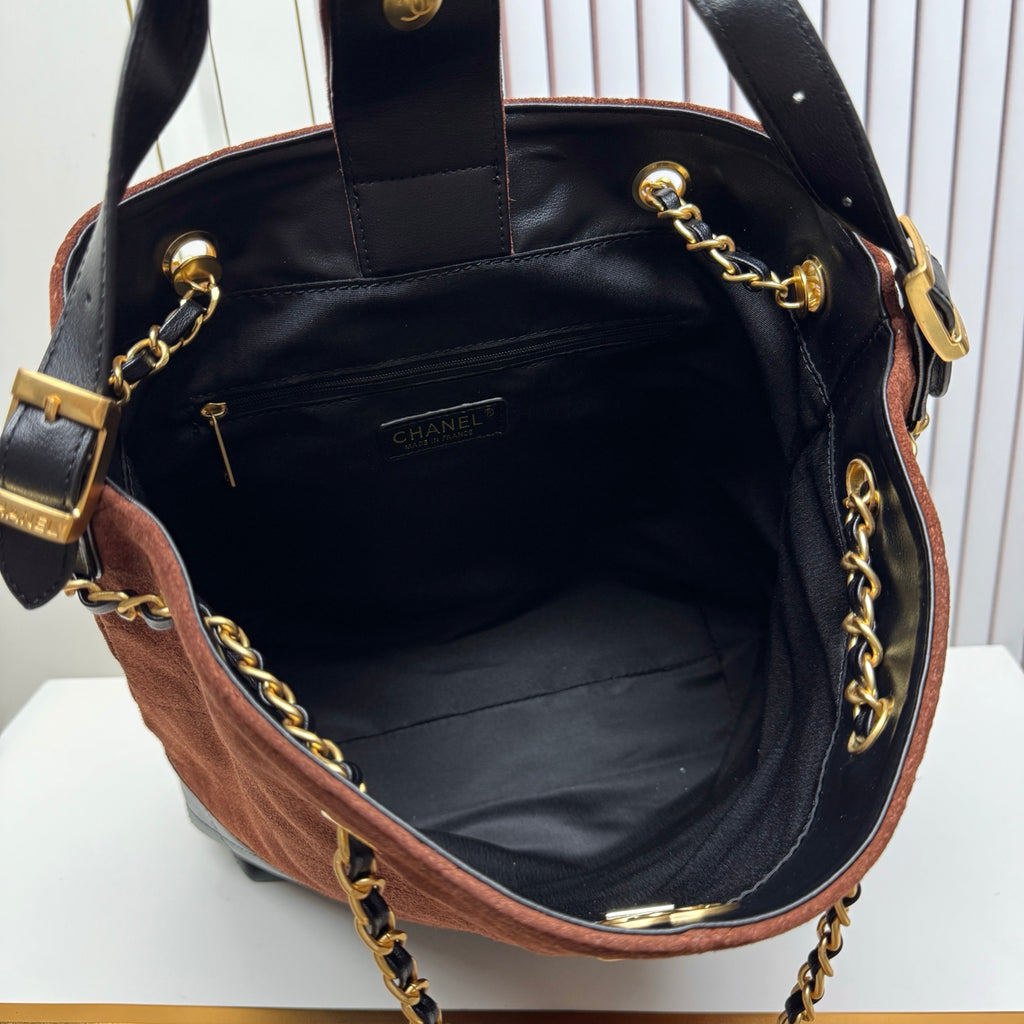 B1P46C19 Popular leather bag