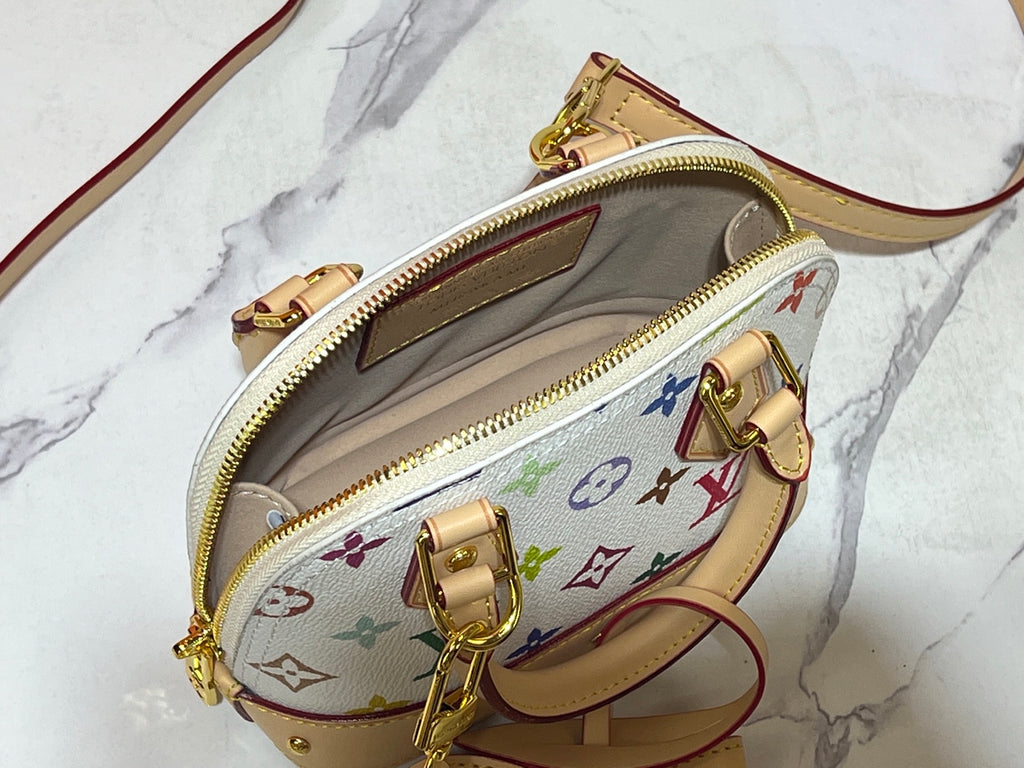 B1P46E104 Popular leather bag