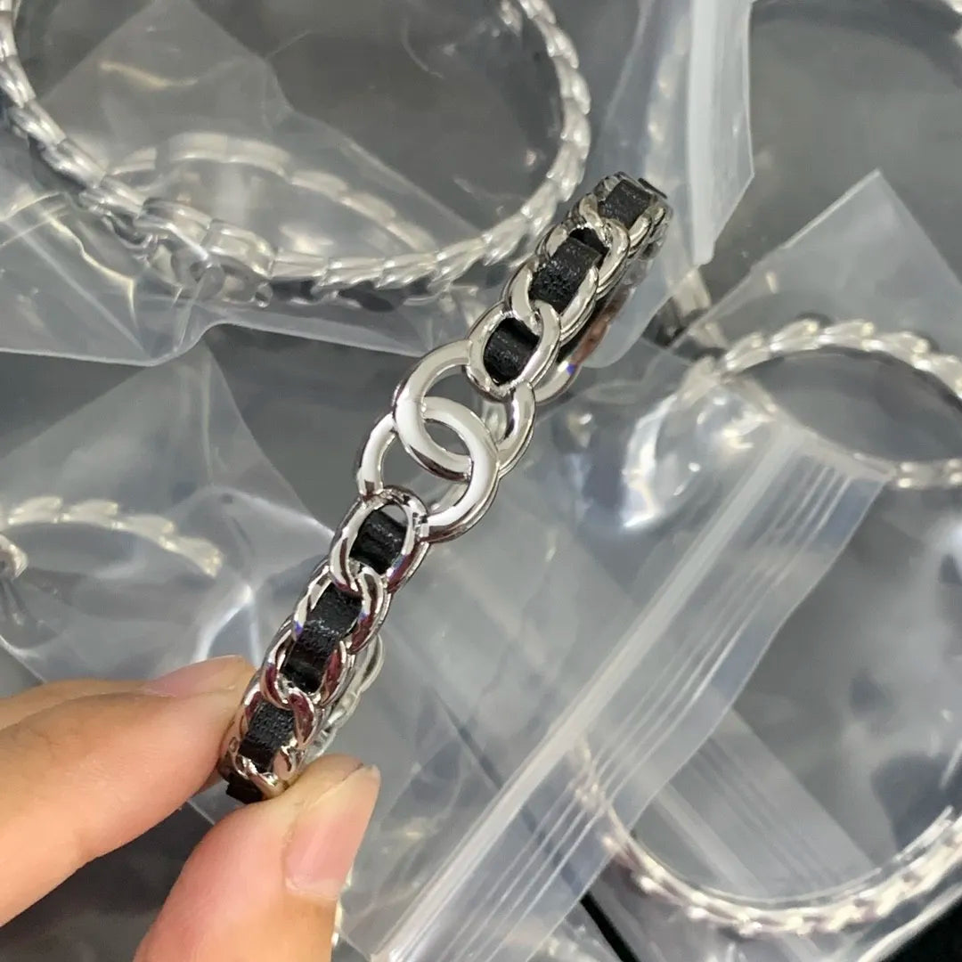 X1Z94C743K  Popular Bracelets