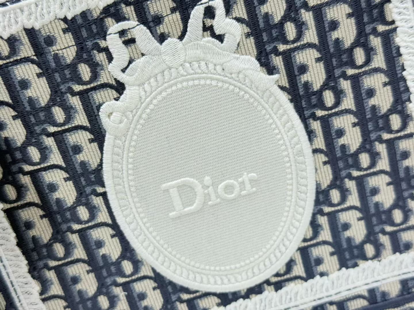 B1P36D93 Popular  bag