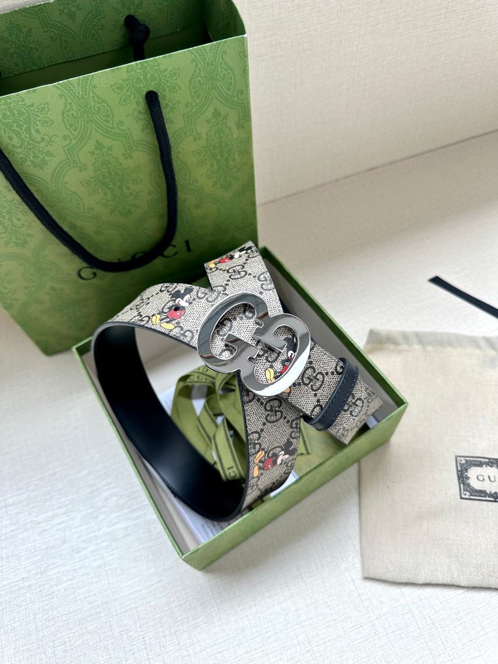 P1R55B229 Popular High quality belt With full package