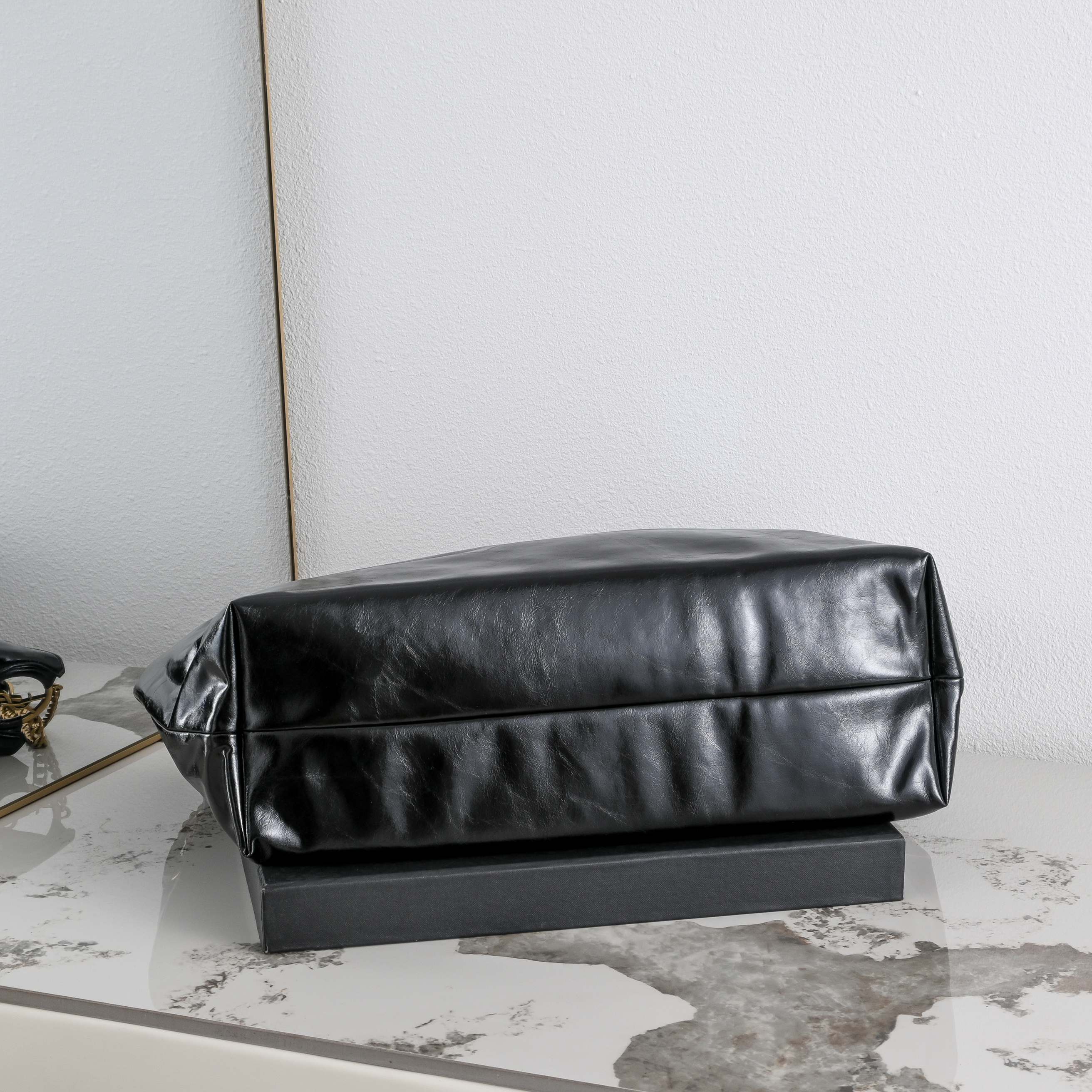 B1R76SL34 Popular leather bag