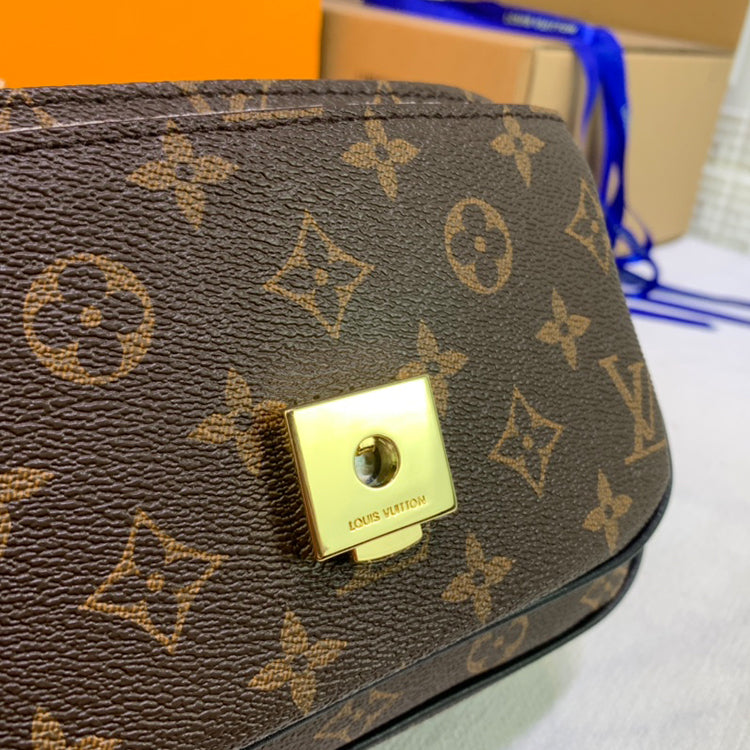 B1X51E113 Popular leather bag 