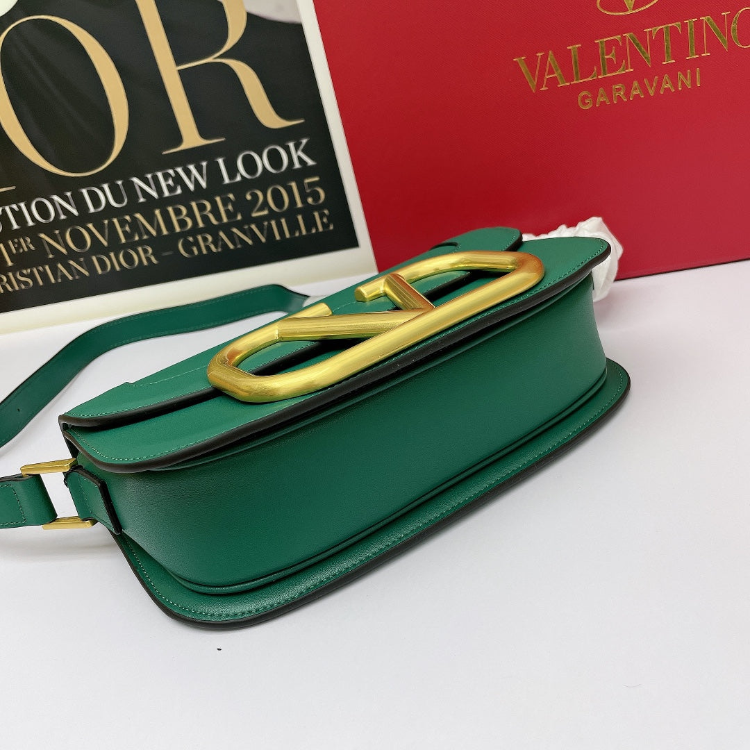B5X111VL45 Popular  leather bag 