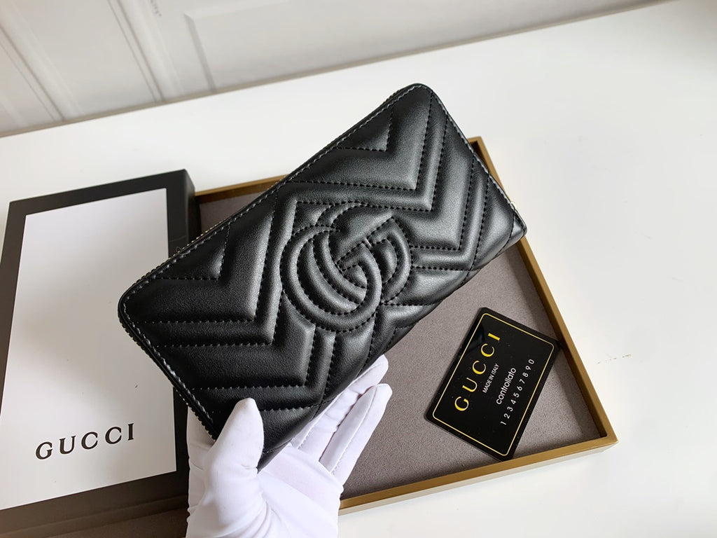 B1X43B81 Popular leather wallets
