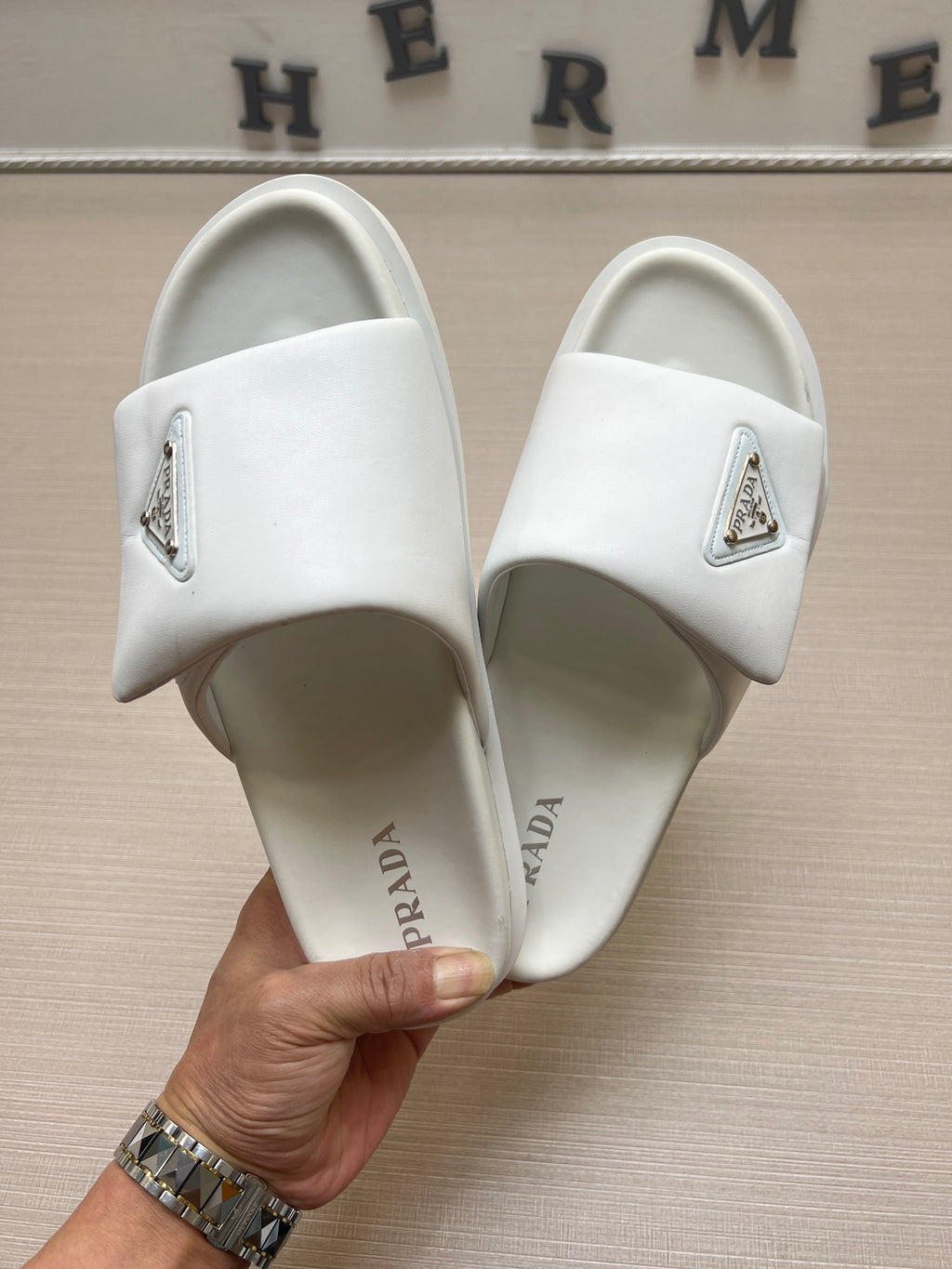 Z5ZPD5 Popular slippers