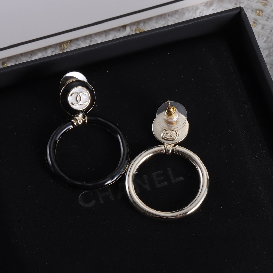 X1Z54C307E Popular Earrings
