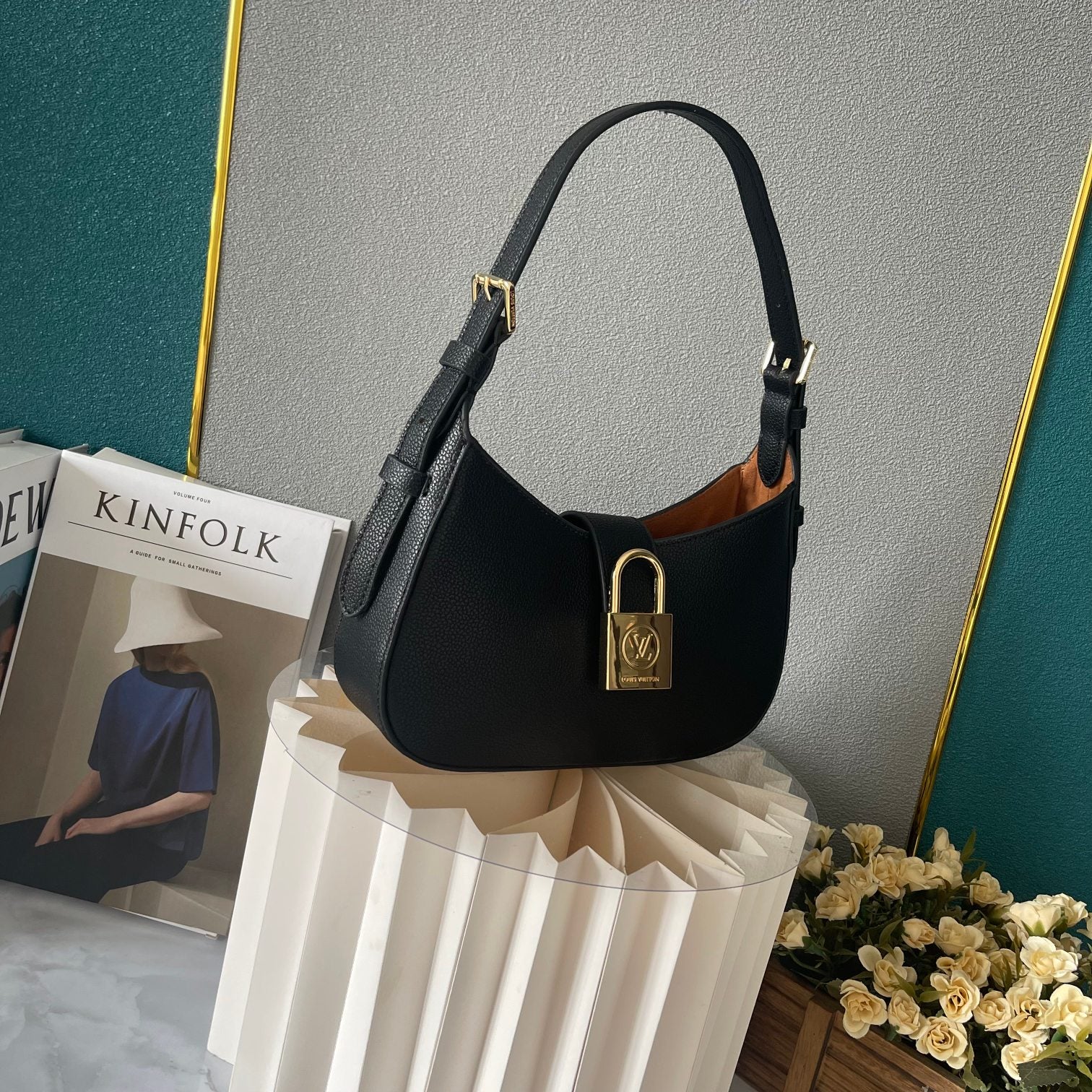 B1X44C416 Popular leather bag