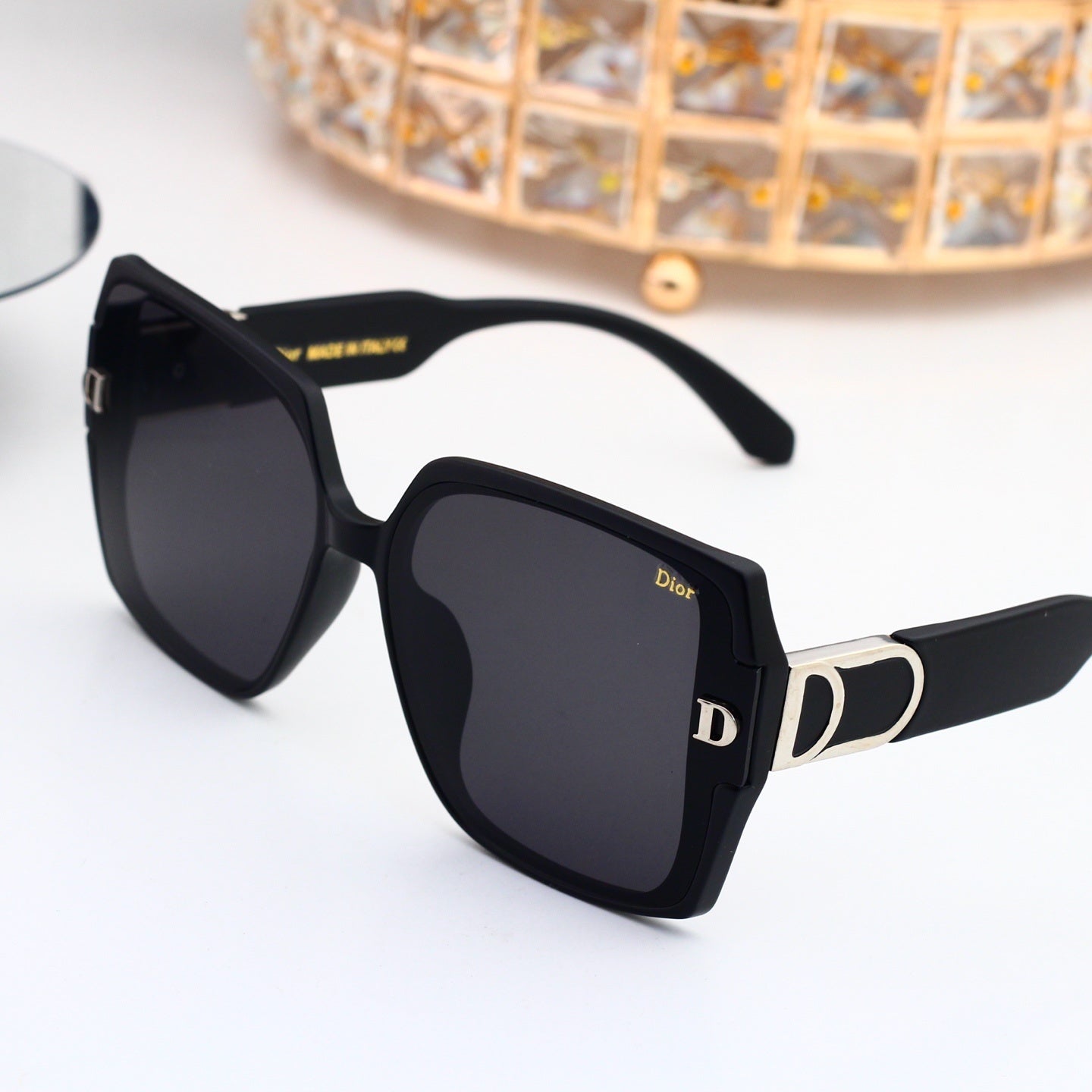 T1P56D53 Popular Sunglasses