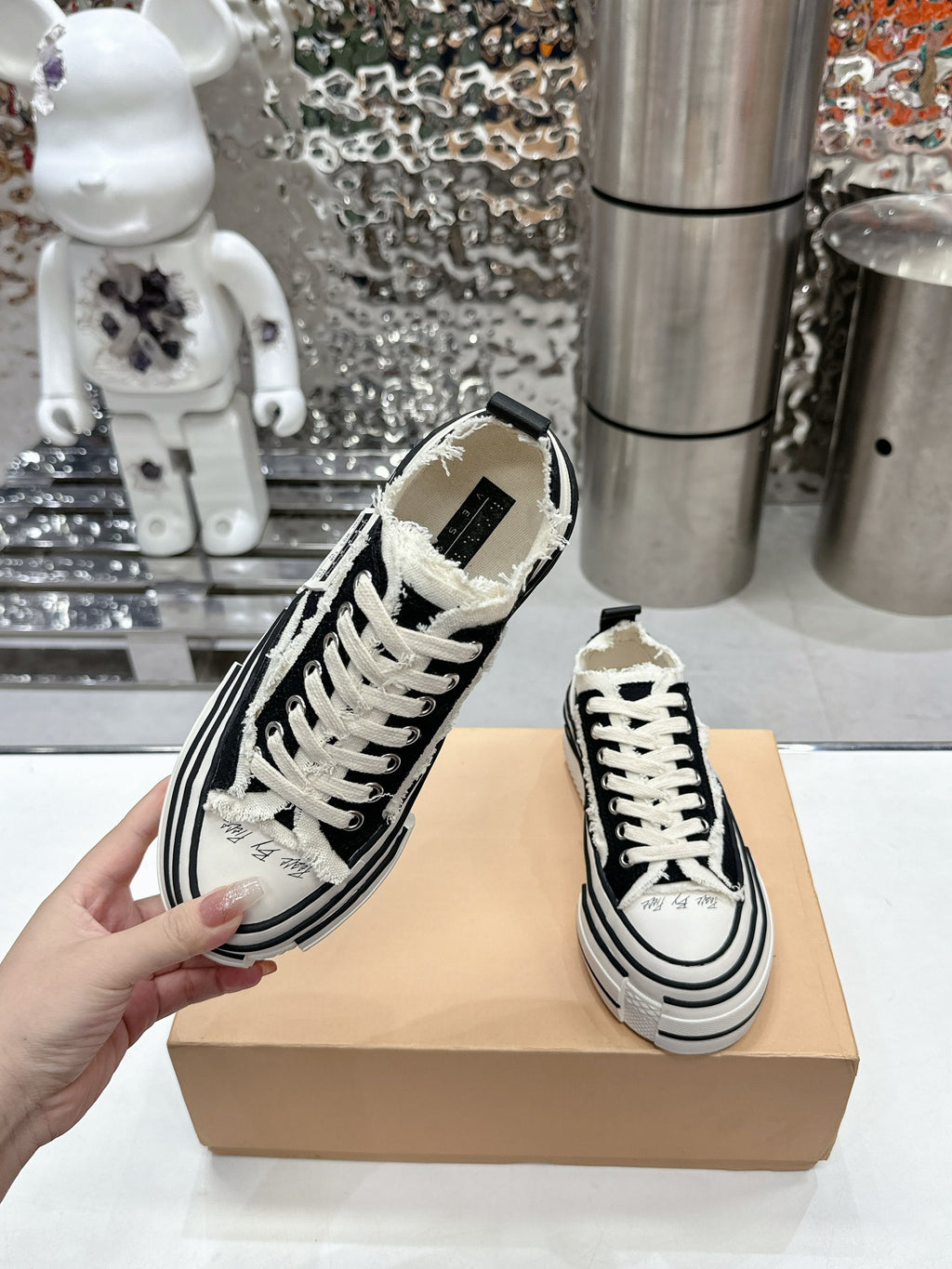 Z2Q105A249 Popular high-quality Shoes