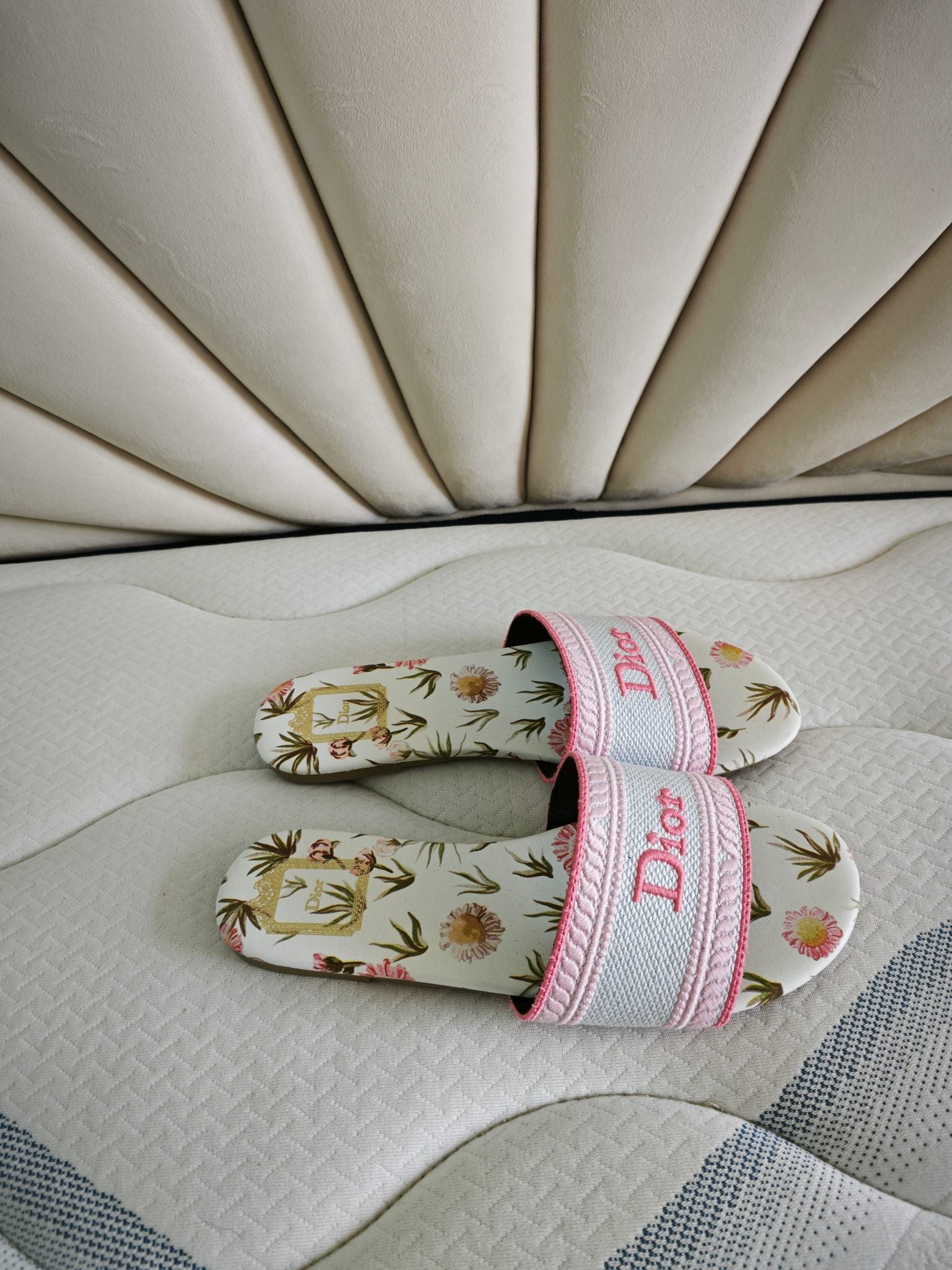 Z2R76D4 Popular high-quality Shoes