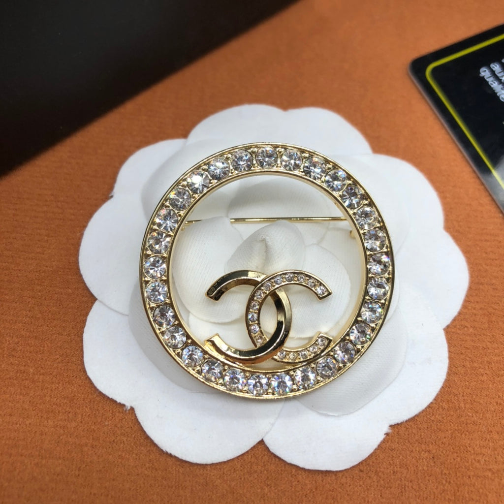 X14C853  Popular Brooch