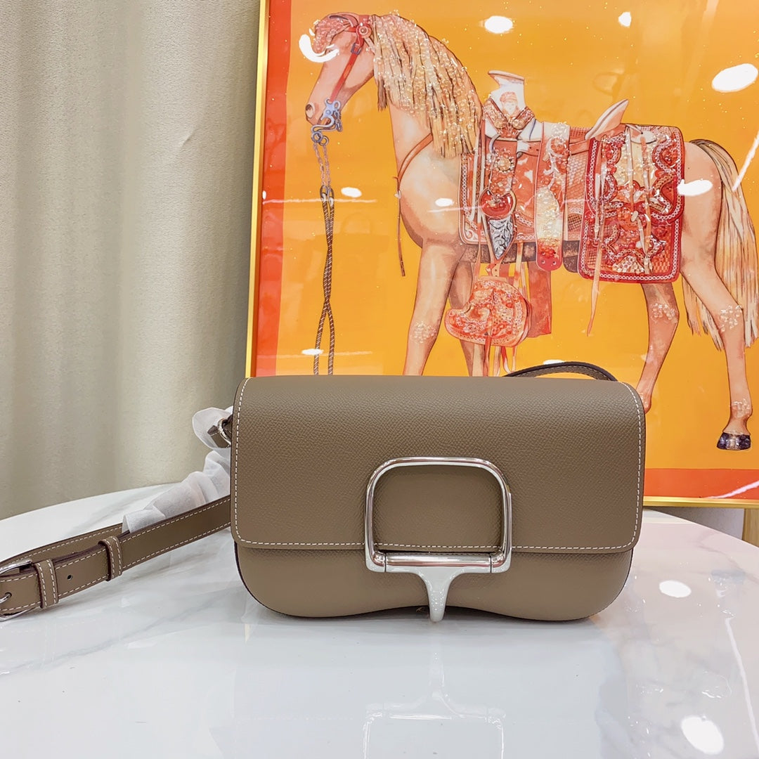 B1N55H9 Popular  leather bag