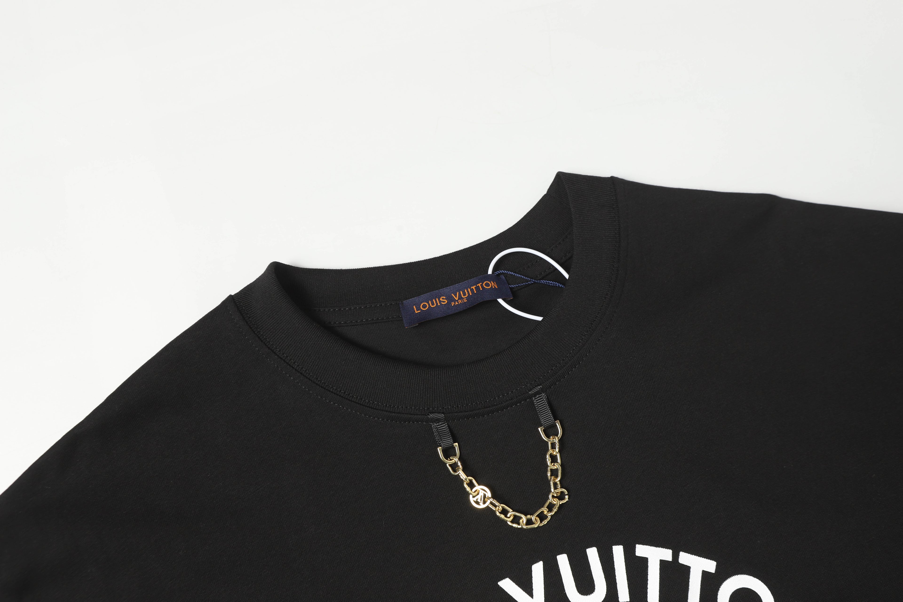 U1R45E143 Popular T-shirt