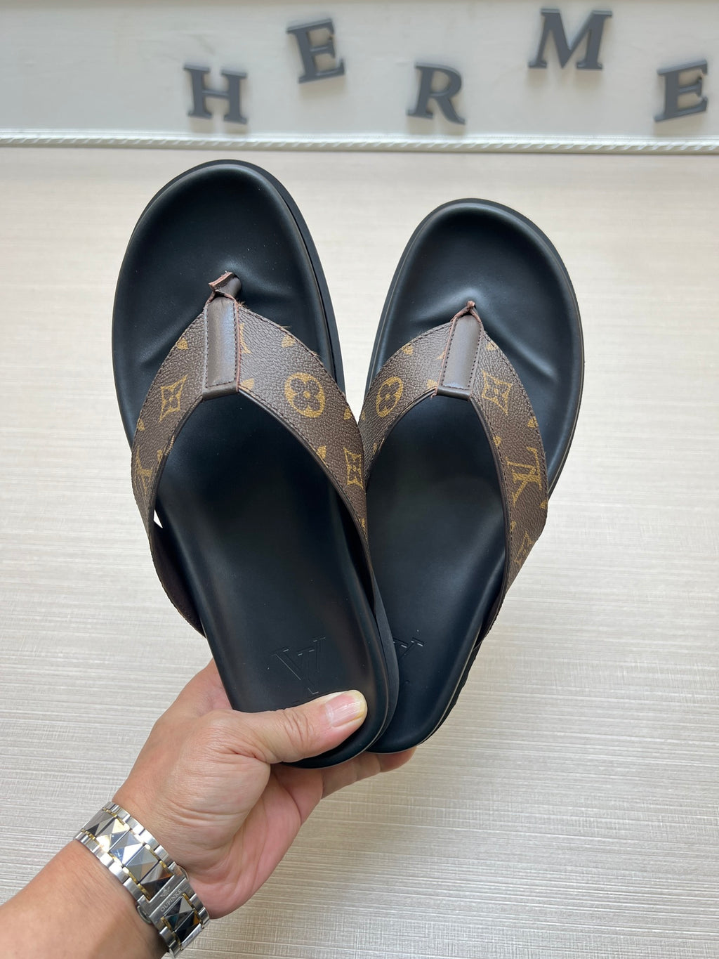 Z5ZE57 Popular slippers