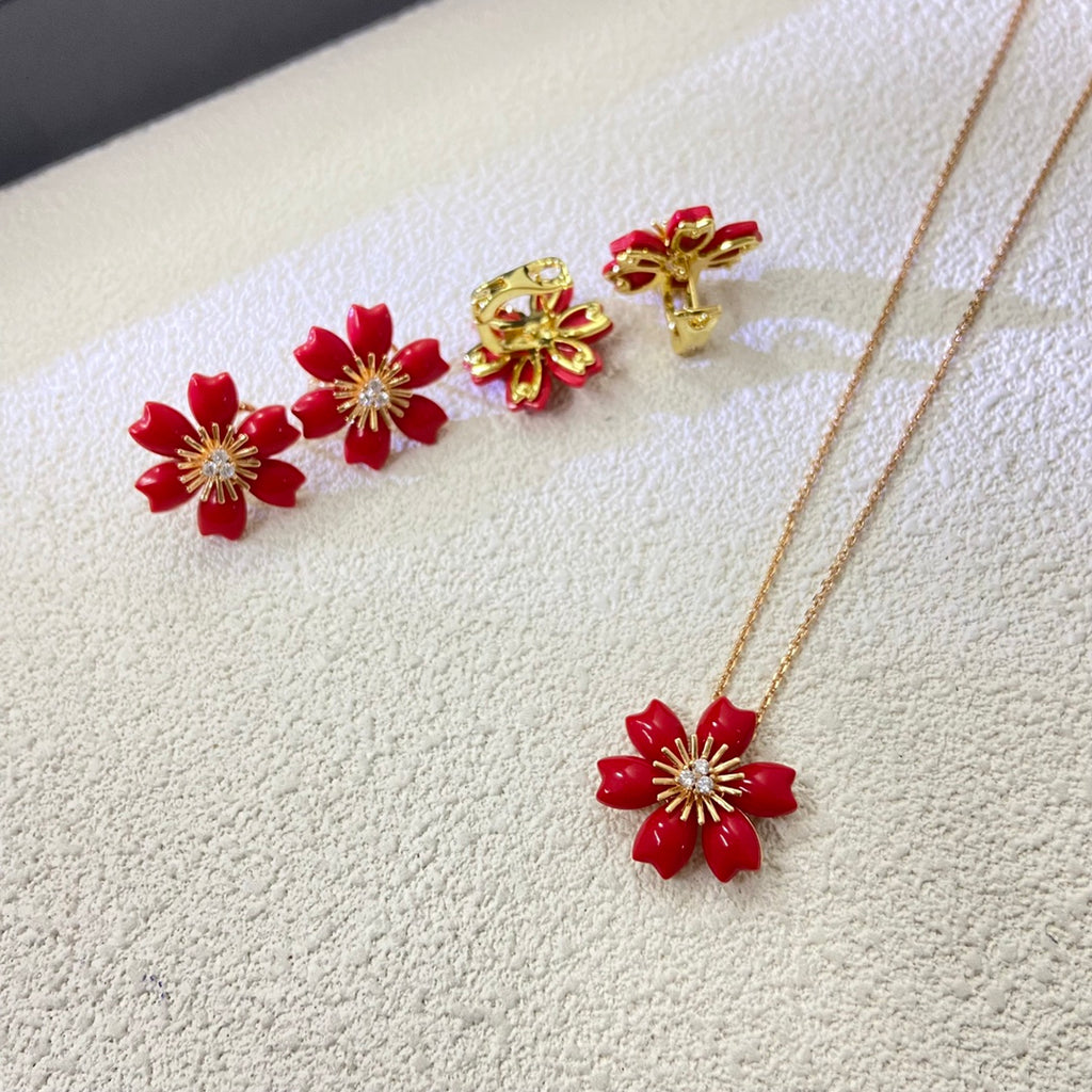 X5Q85VA272X Popular Necklaces. Earrings
