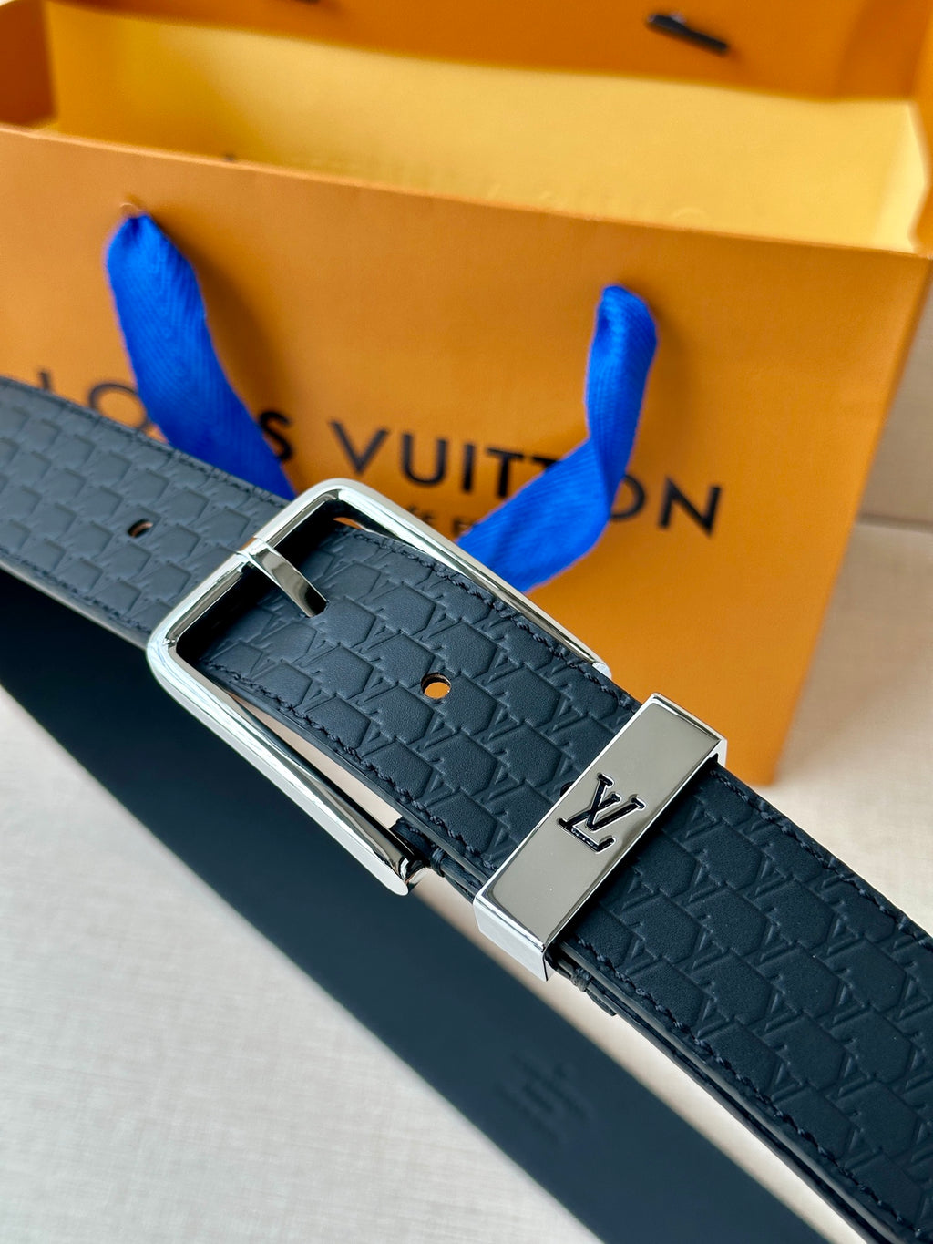 P1R55E222 Popular  High quality belt With full package
