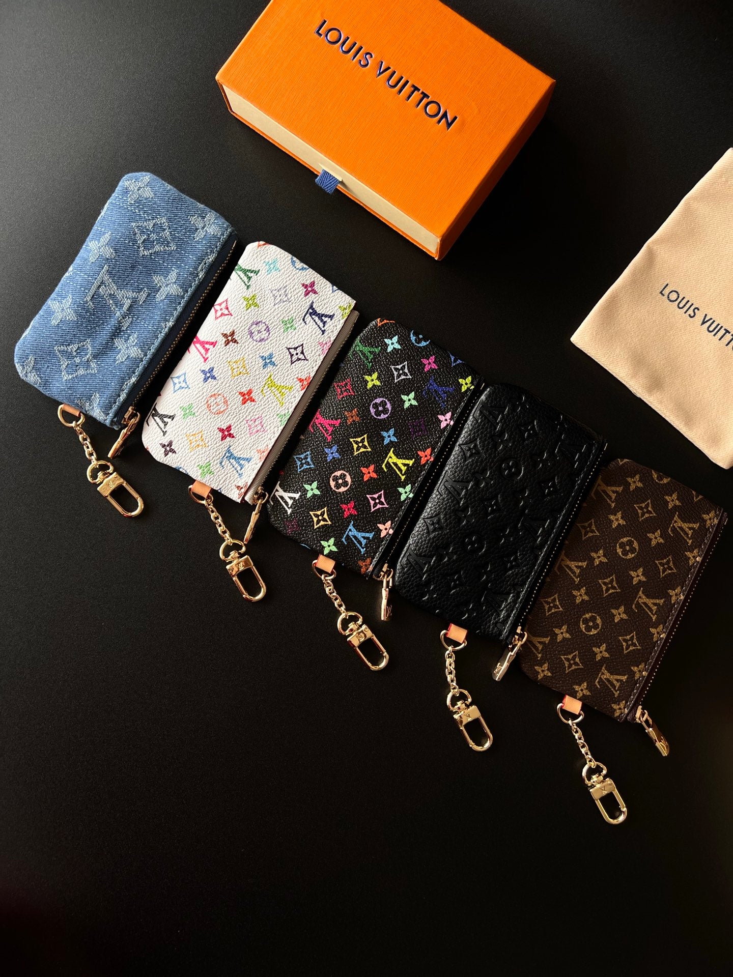 A1R76E64 Popular bag 's charms accessories