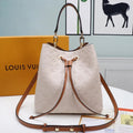B1P11E81 Popular  leather bag 
