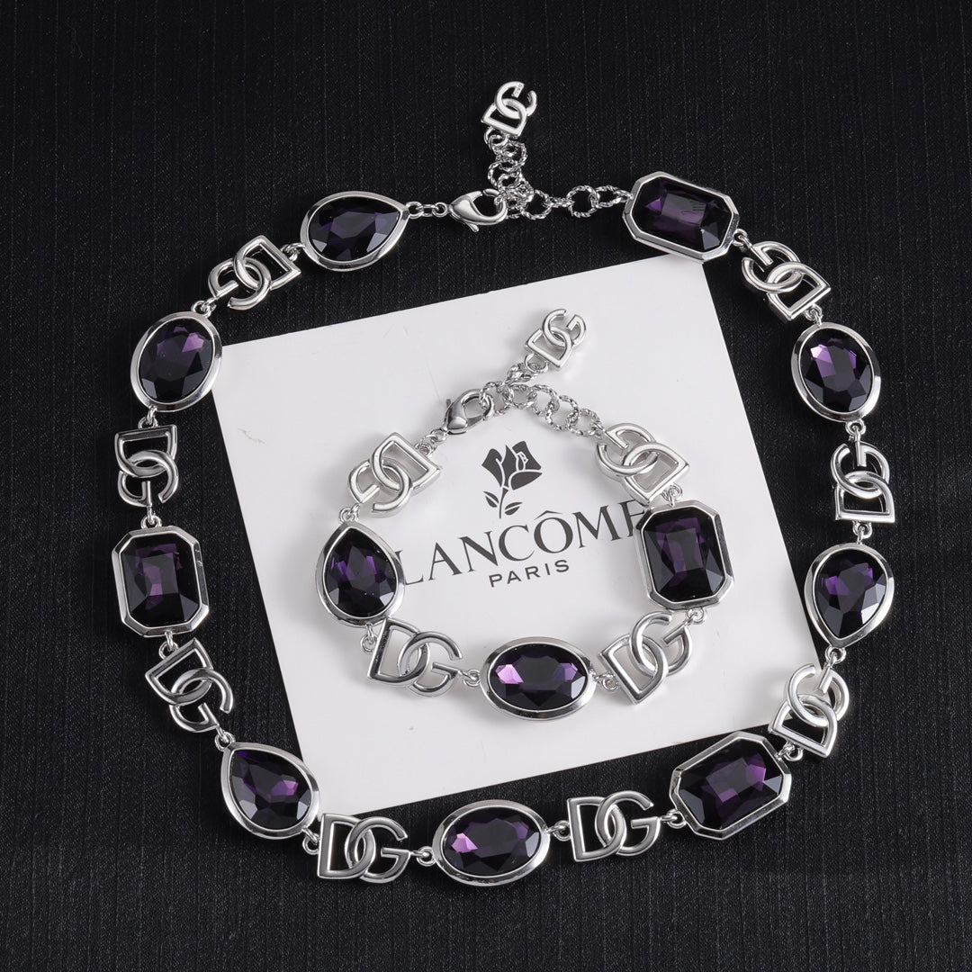 X1R75A7X Popular   Necklaces . Bracelets