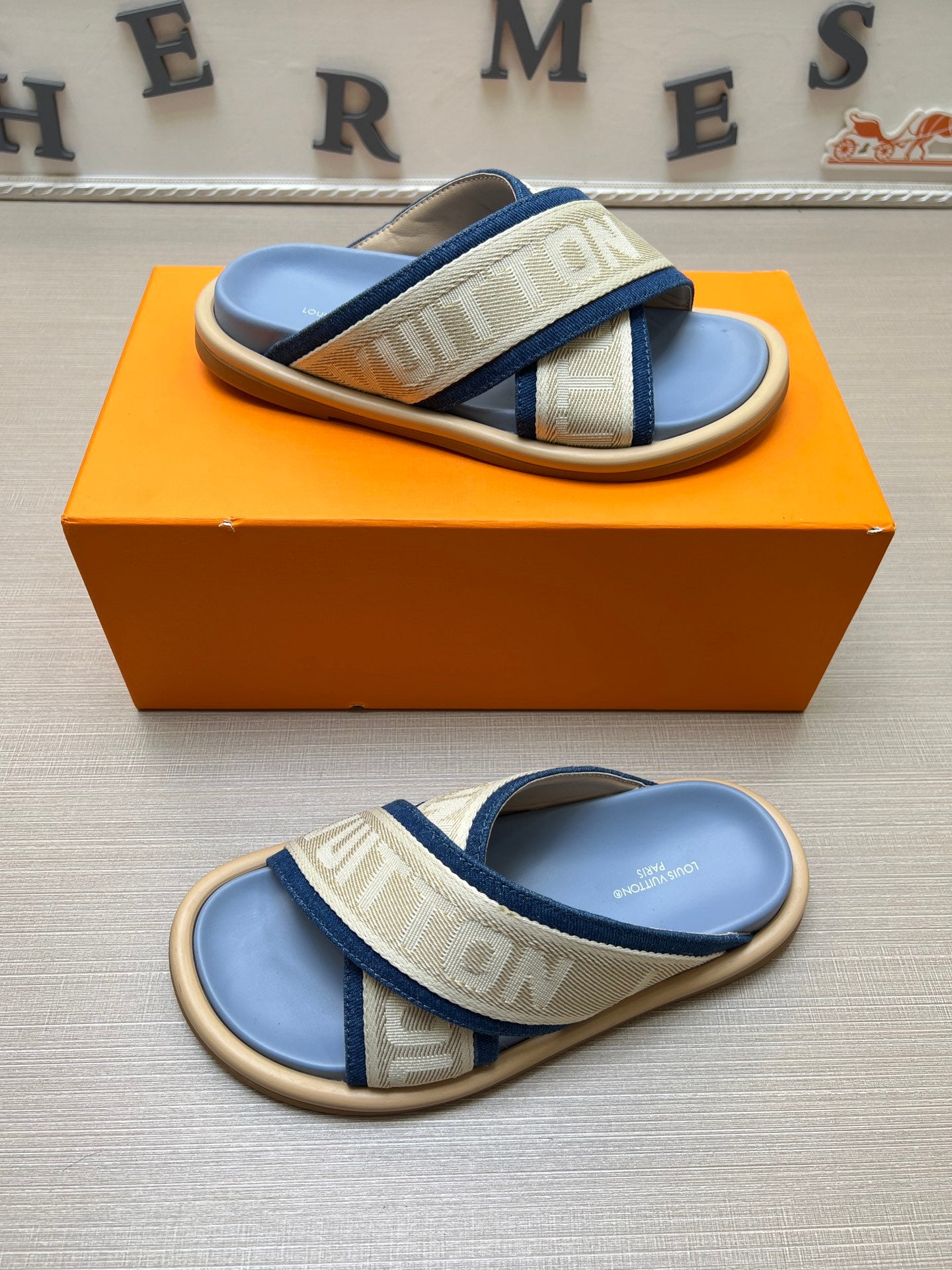 Z5Z35E272 Popular Slippers