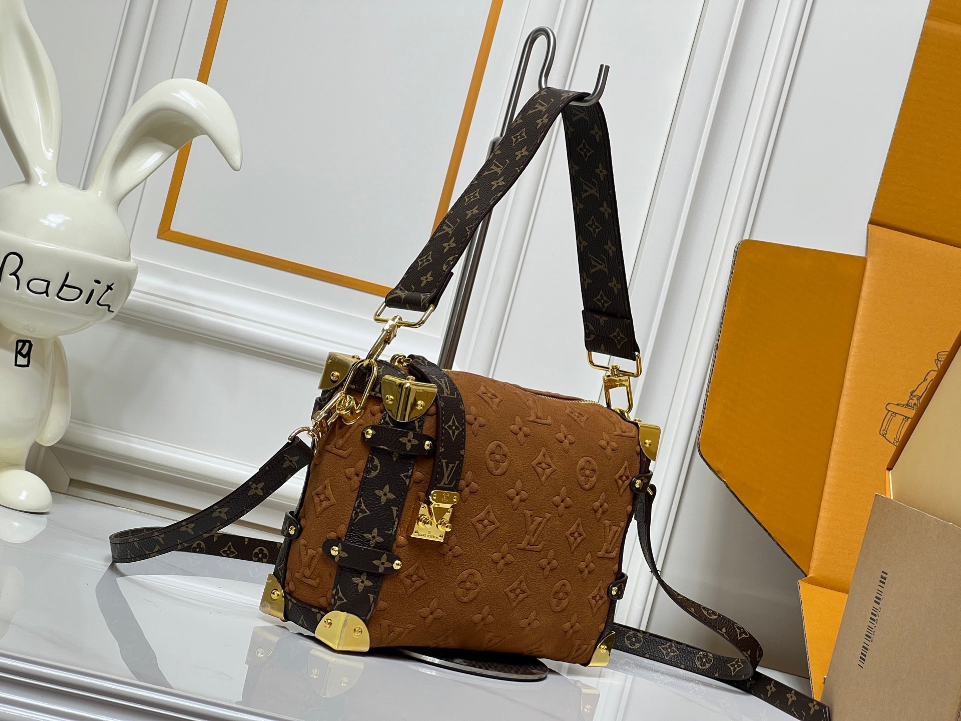 B1R115E157 Popular bag